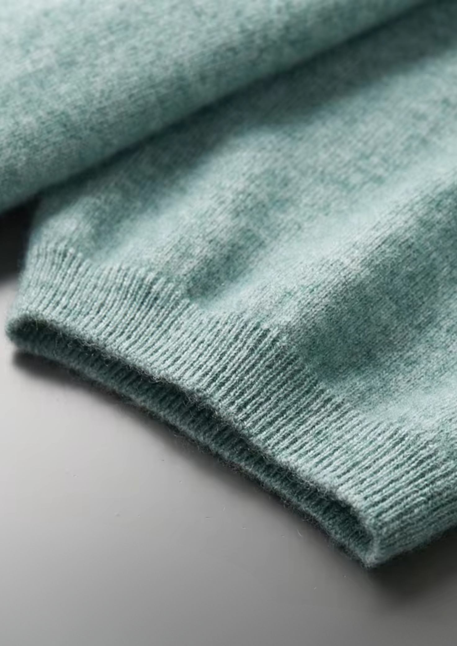 Camiseta Gola Redonda Clássica em Cashmere Premium