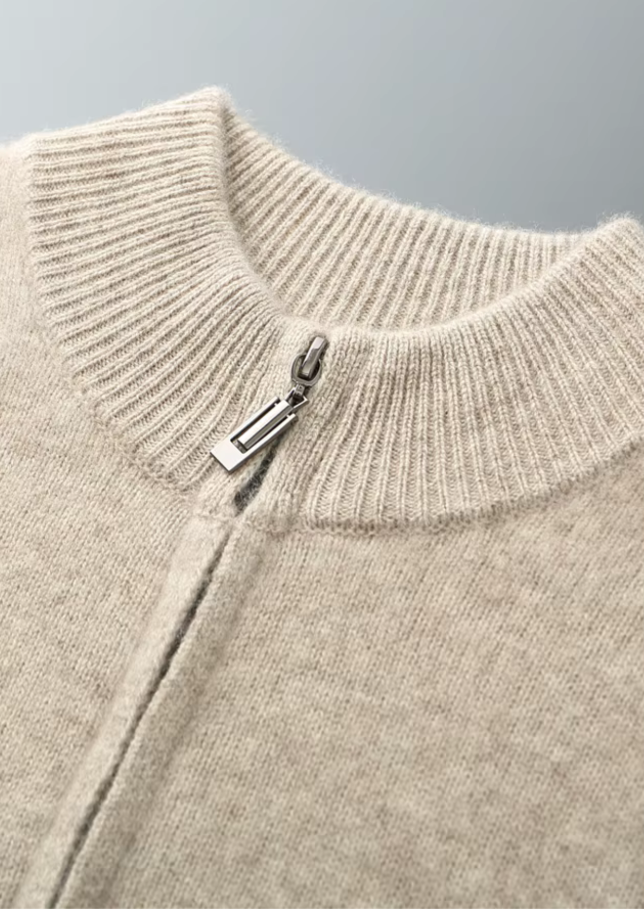 Cardigan com Zíper em Lã Merino Extrafina Pura
