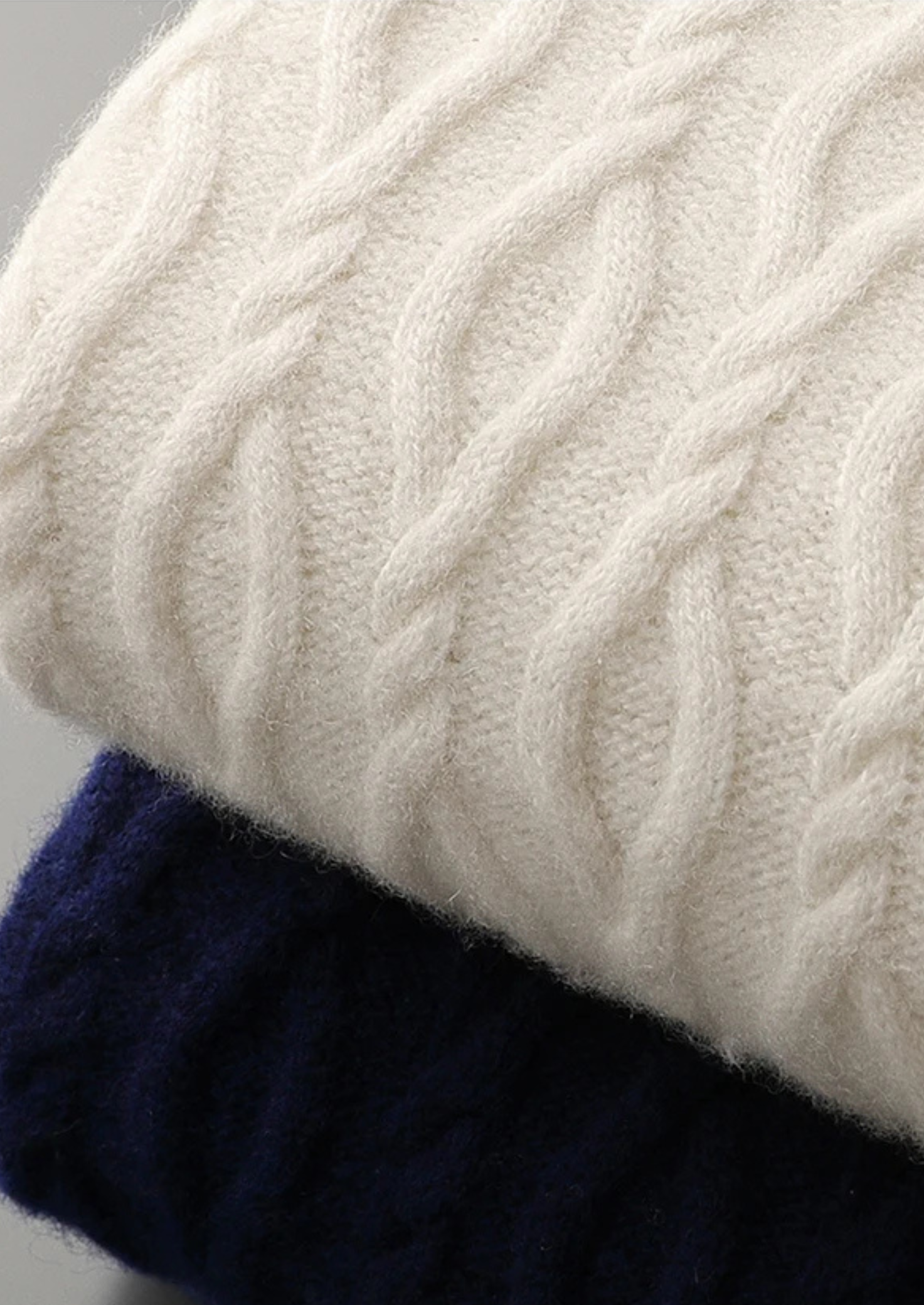 Suéter Gola Careca Jacquard em Lã Merino Extrafina