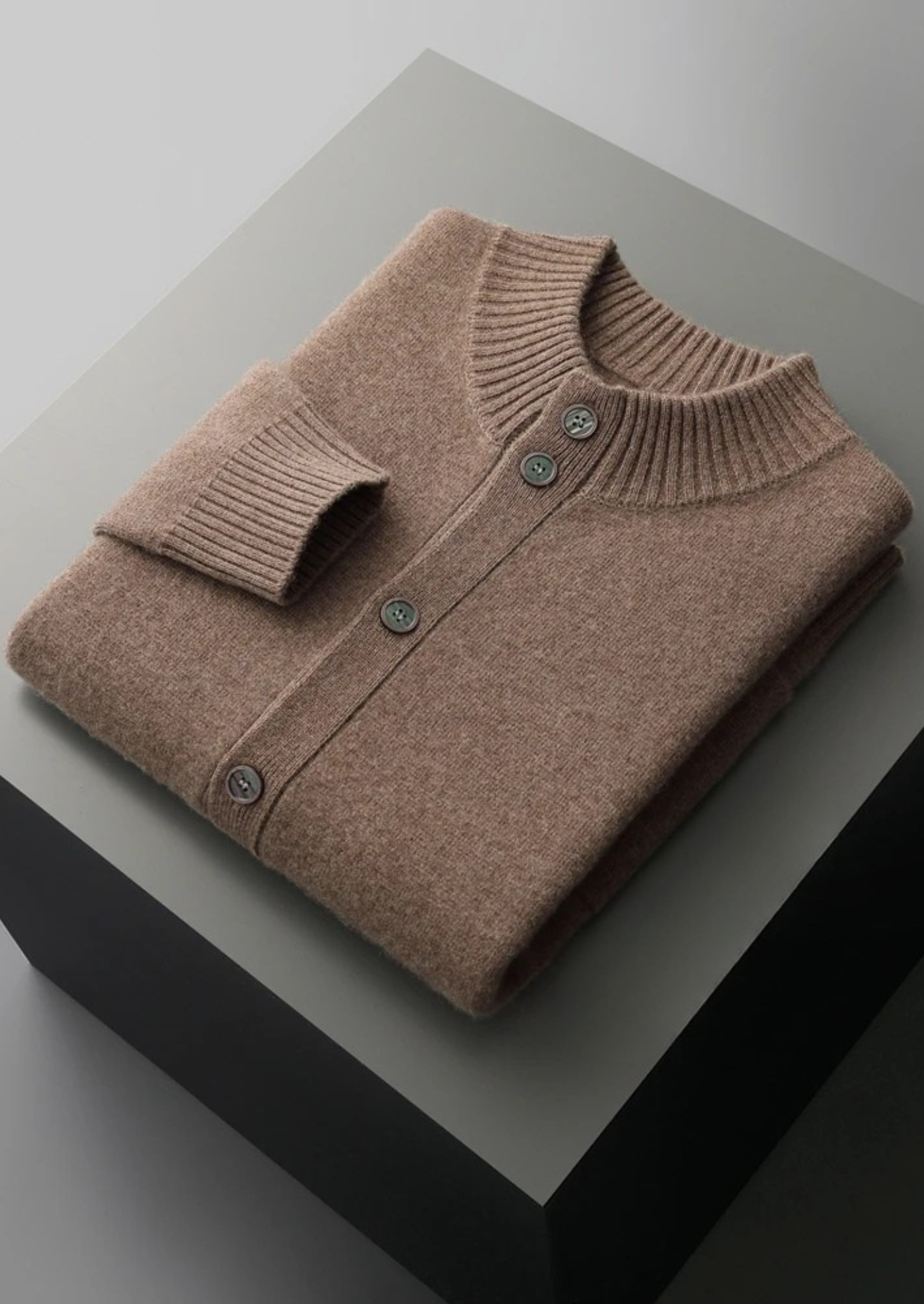 Cardigan com Botões em Cashmere Premium