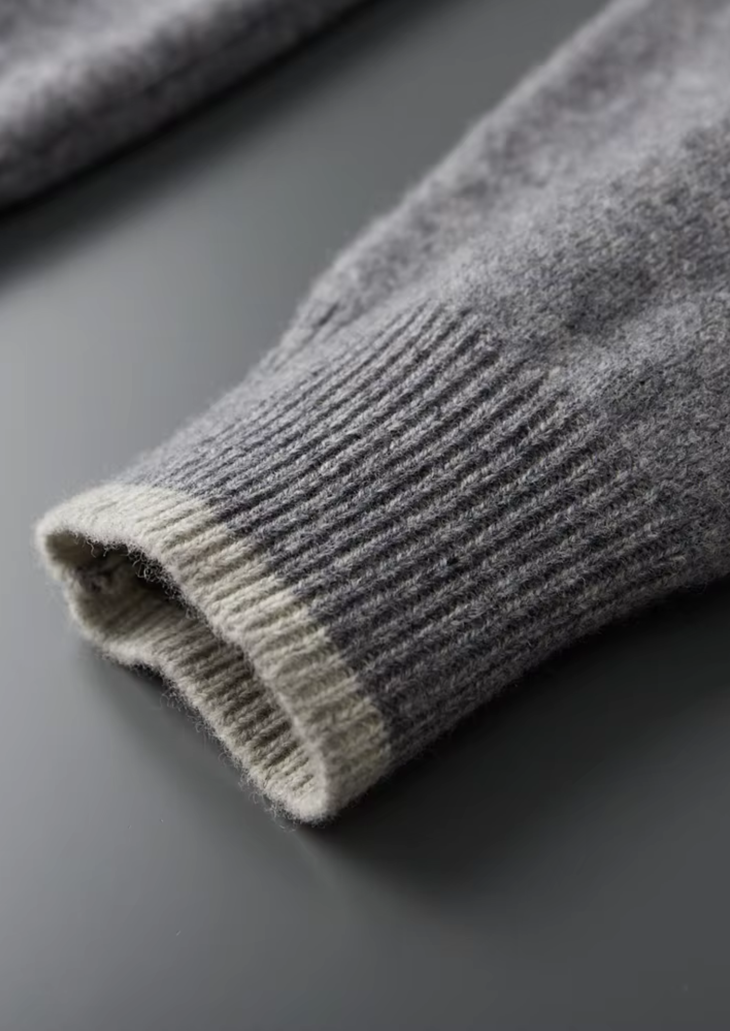 Conjunto Bicolor em Lã Merino Extrafina Pura