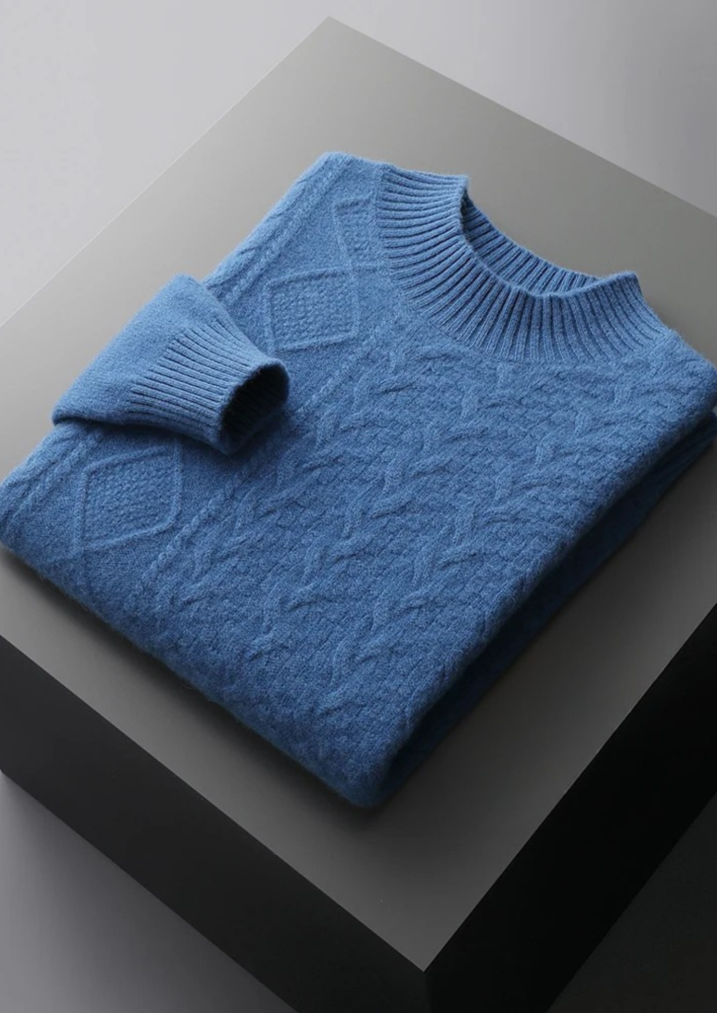 Suéter Gola Alta Jacquard em Lã Merino Extrafina