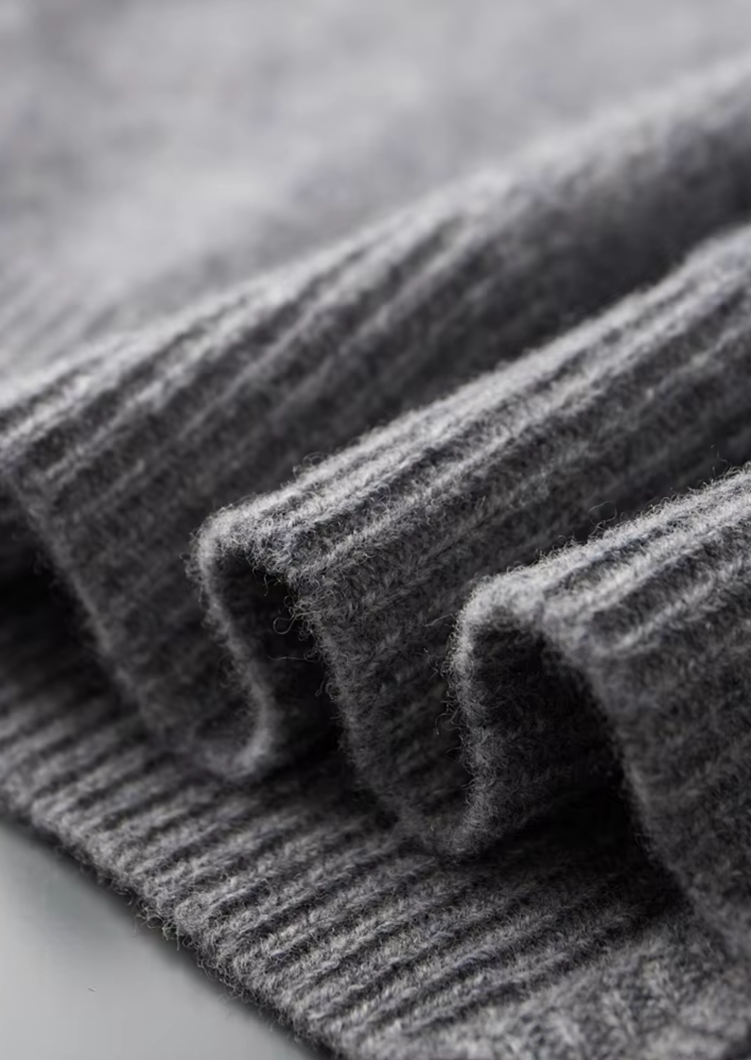 Conjunto Bicolor em Lã Merino Extrafina Pura