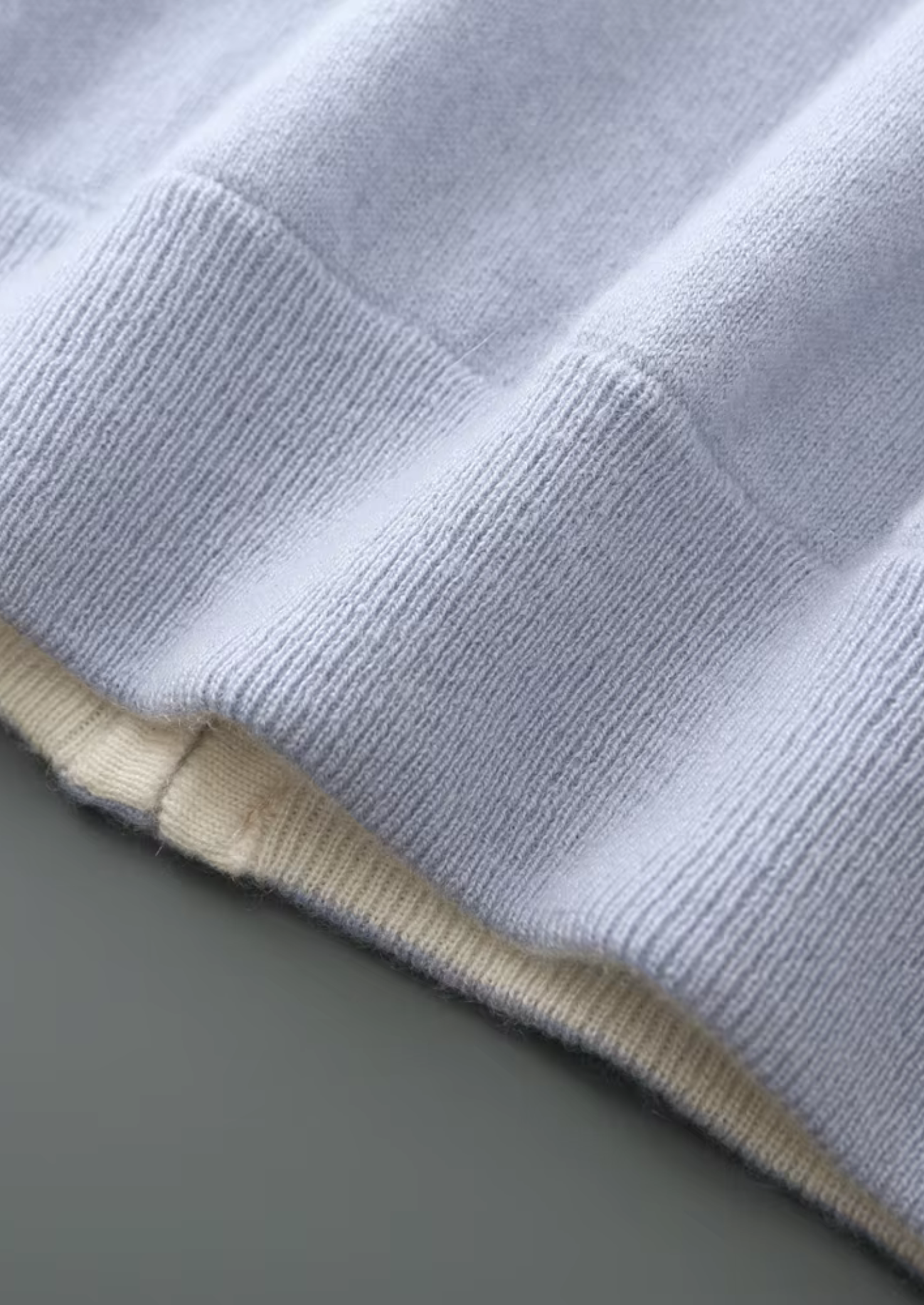 Conjunto Armand em Lã Merino Extrafina Pura