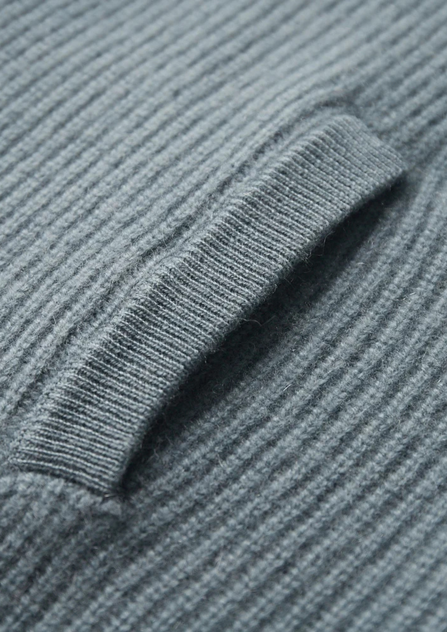 Cardigan Canelado em Caxemira Premium