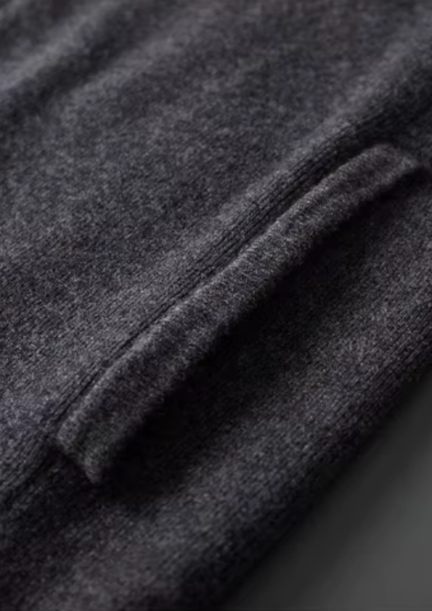 Cardigan Polo Canelado em Lã Merino Extrafina