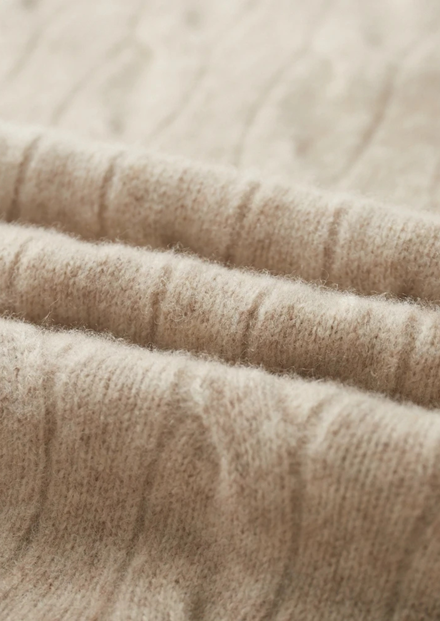 Suéter Meio Zíper em Tricô Trançado de Lã Merino Extrafina Pura