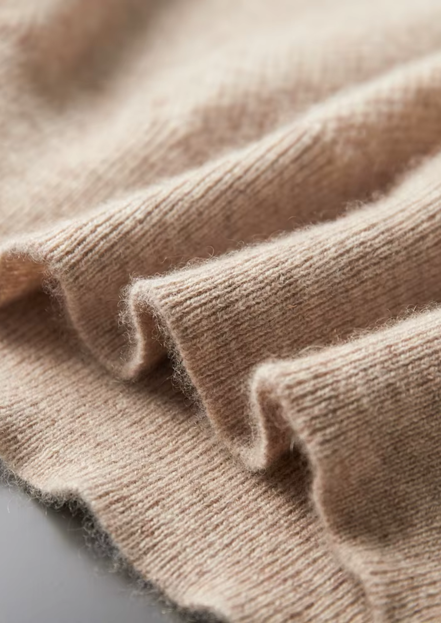 Suéter Henley Clássico em Cashmere Premium