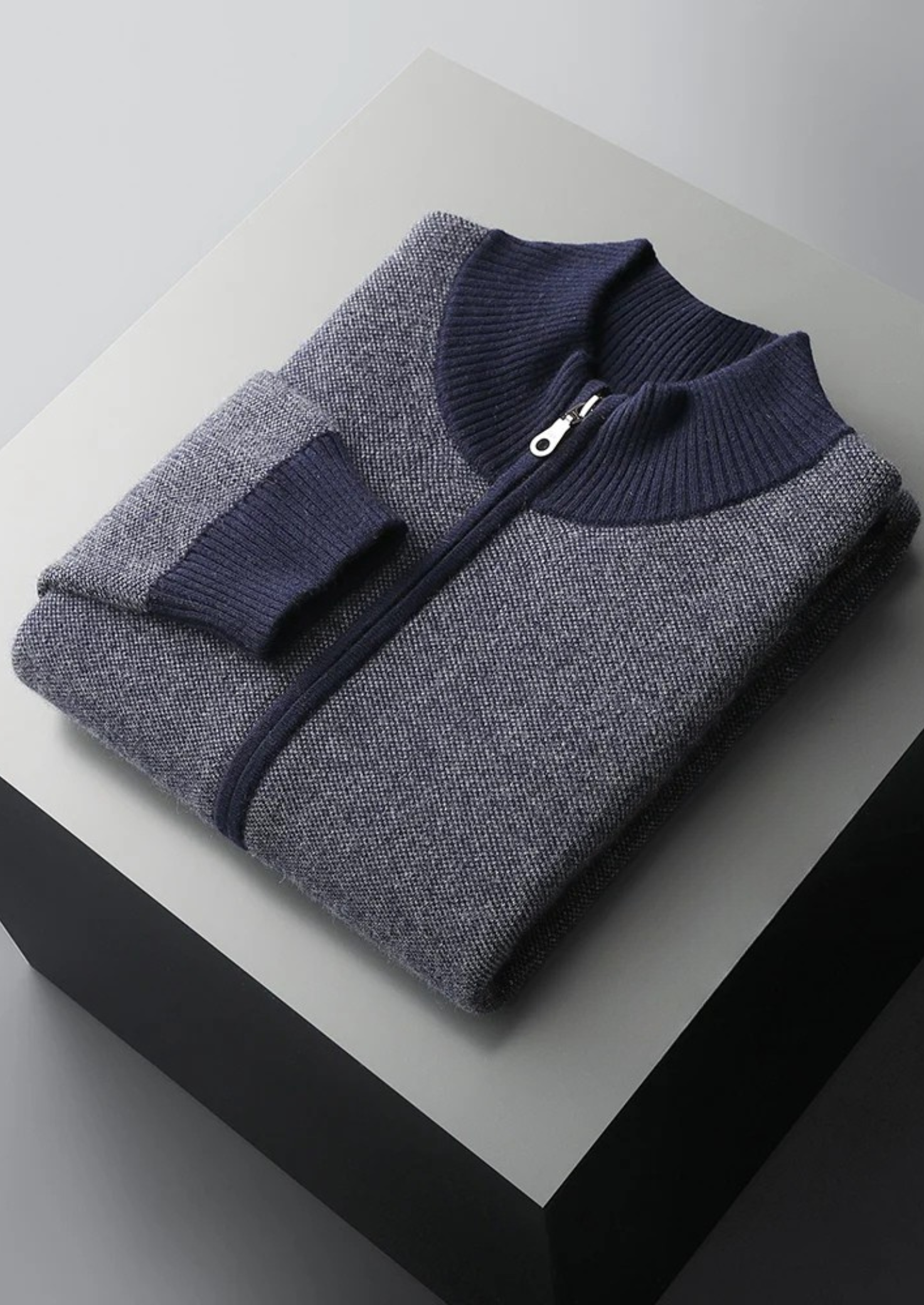Cardigan com Zíper Jacquard em Caxemira Premium