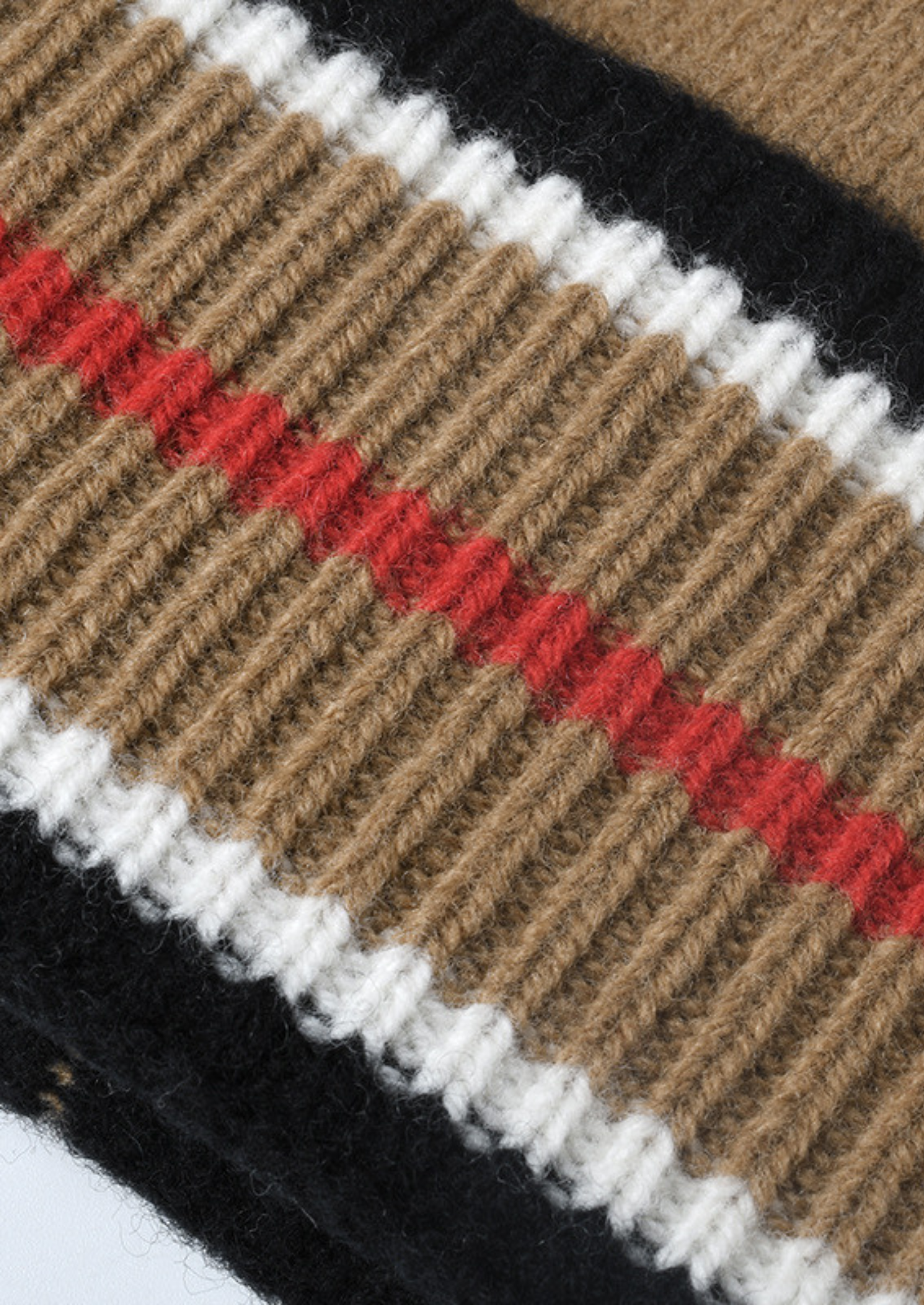 Gorro de Inverno em Lã Merino Caramelo