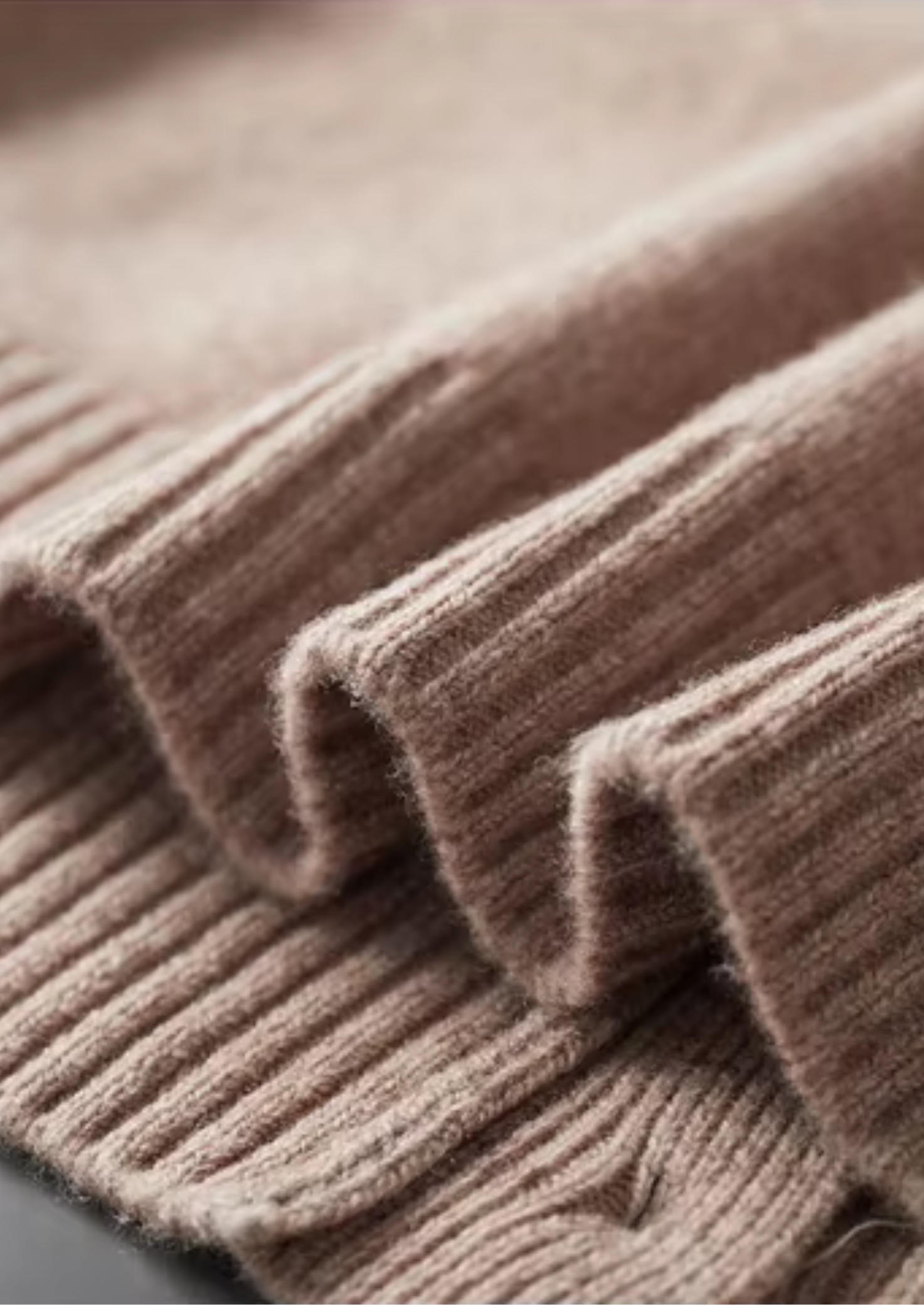 Cardigan com Botões em Lã Merino Extrafina