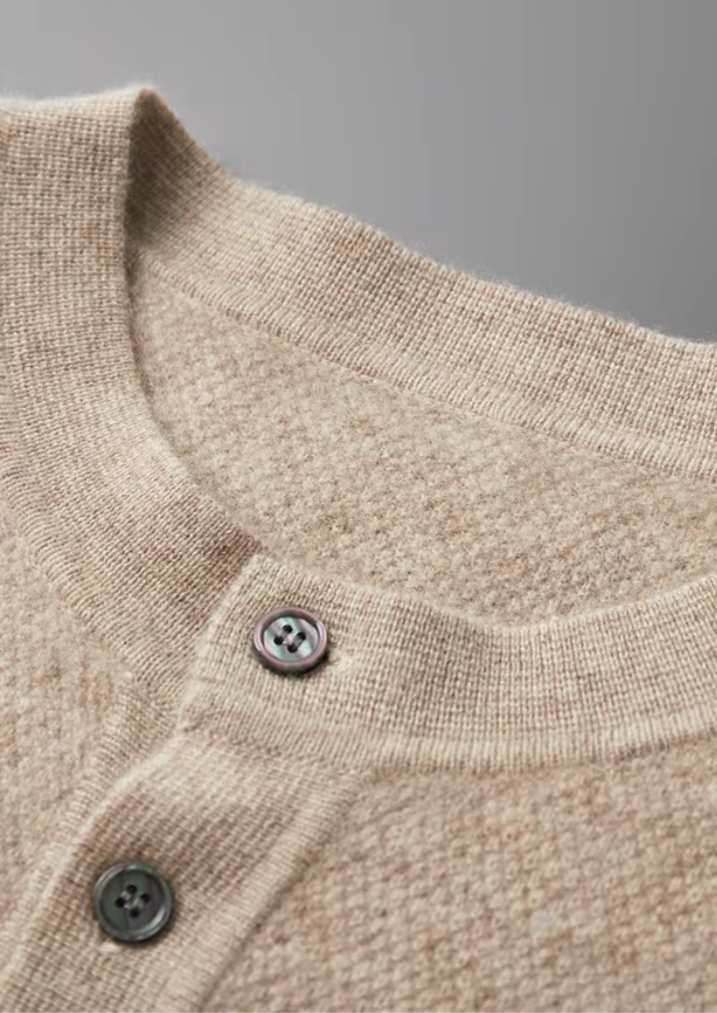 Suéter Henley Clássico em Cashmere Premium