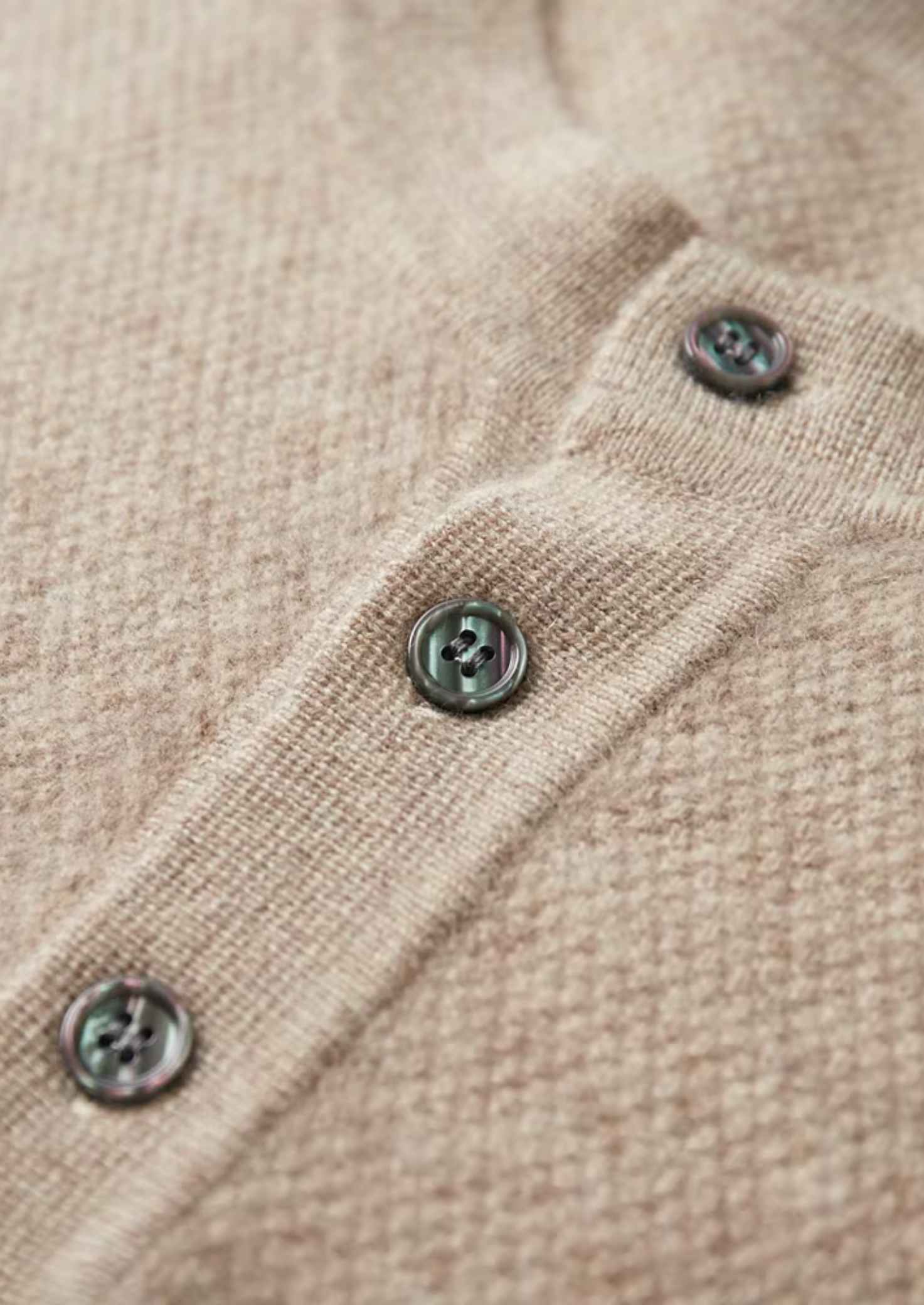 Suéter Henley Clássico em Cashmere Premium