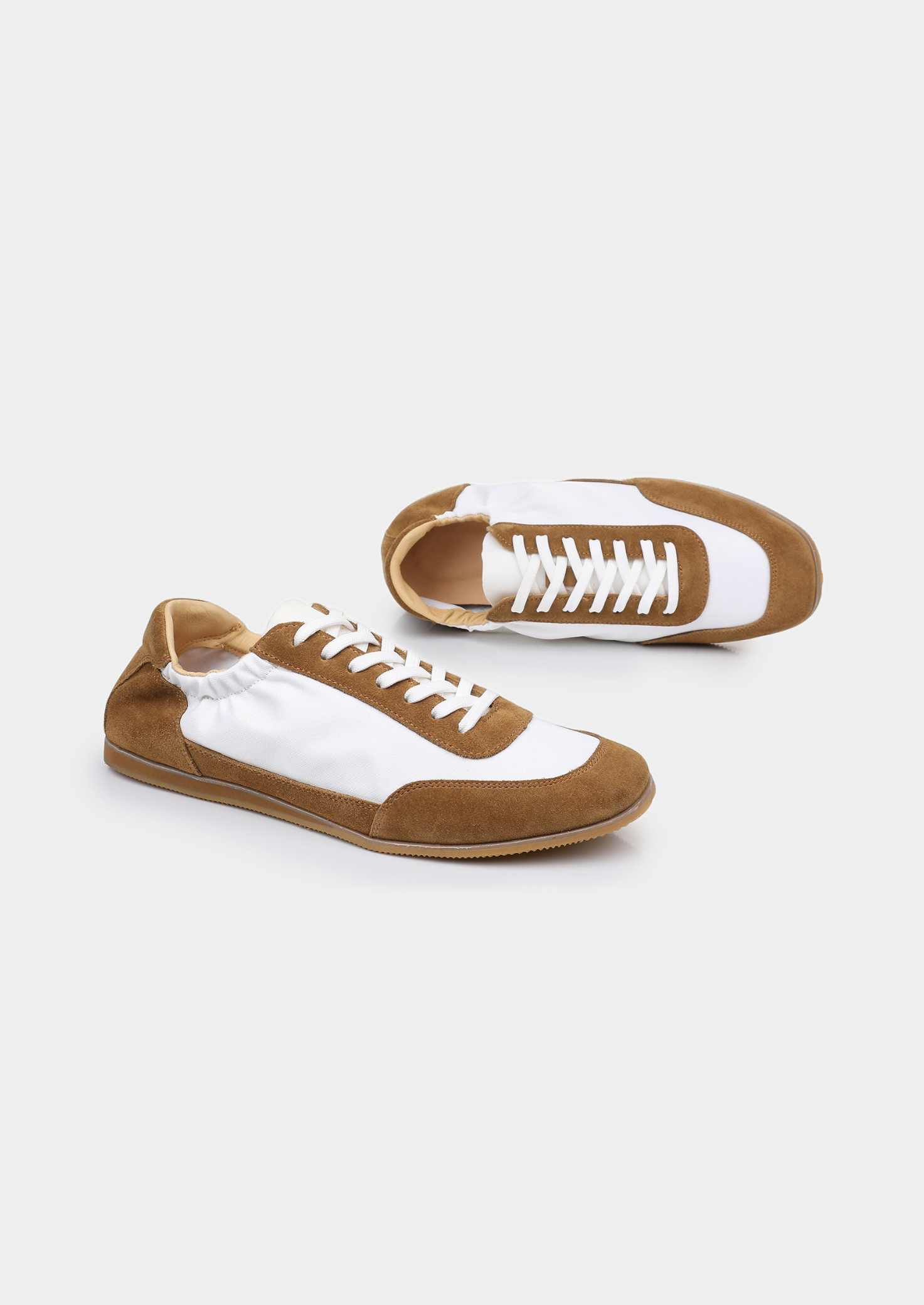 Tênis Retrô Monaco Slip-On Caramelo