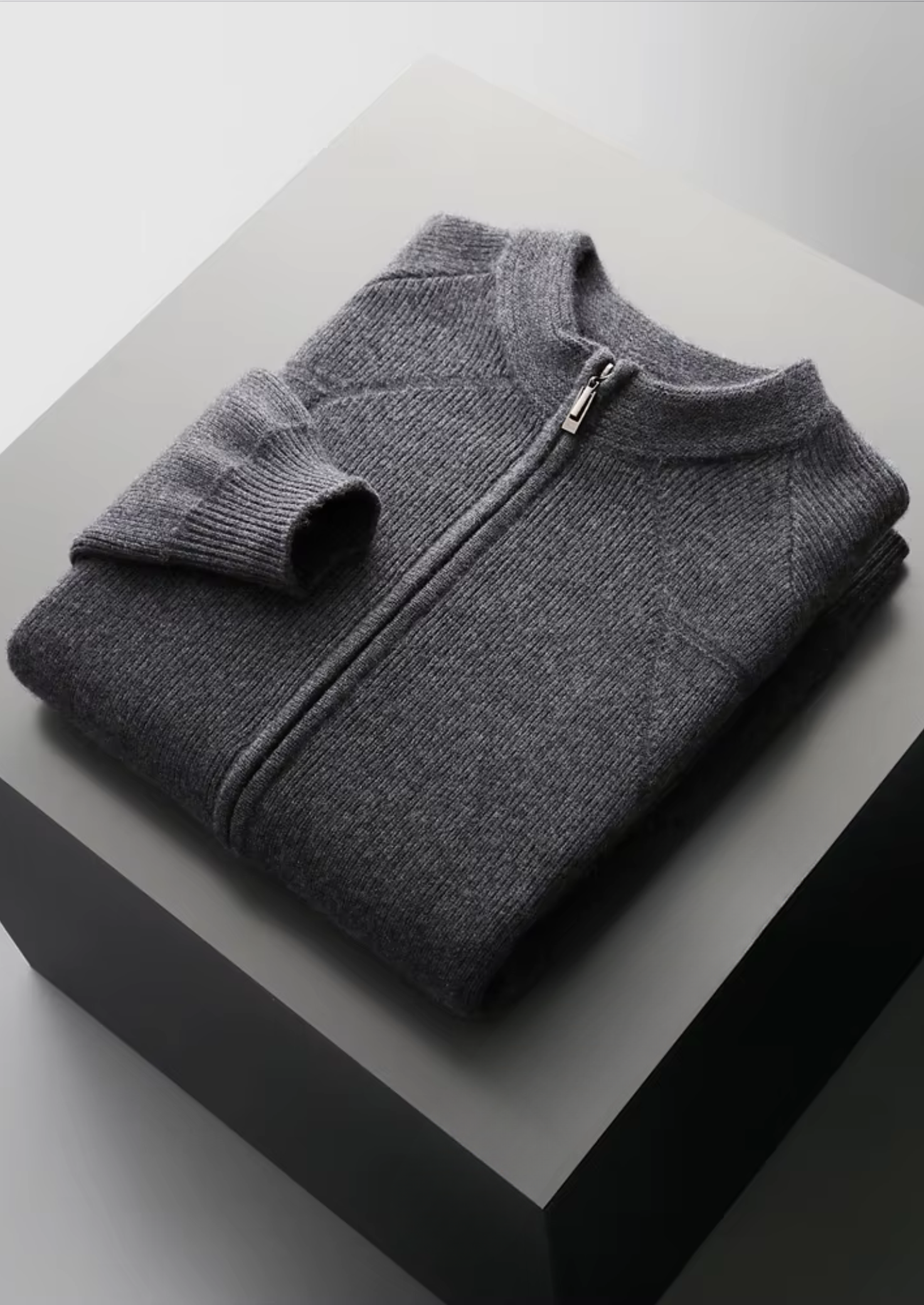 Cardigã Canelado com Zíper em Lã Merino Extra-Fina Pura