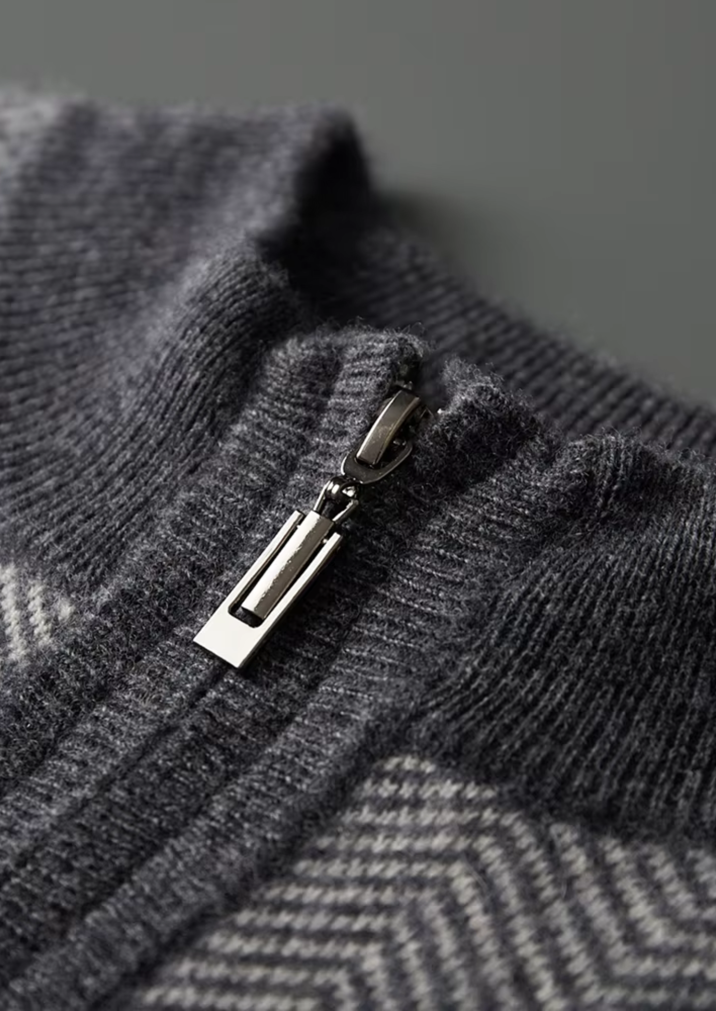 Conjunto Herringbone Cinza em Lã Merino Extrafina Pura