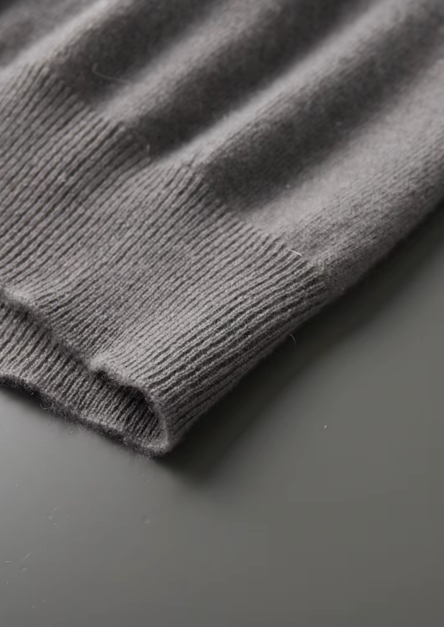 Camiseta Gola Alta em Cashmere Premium