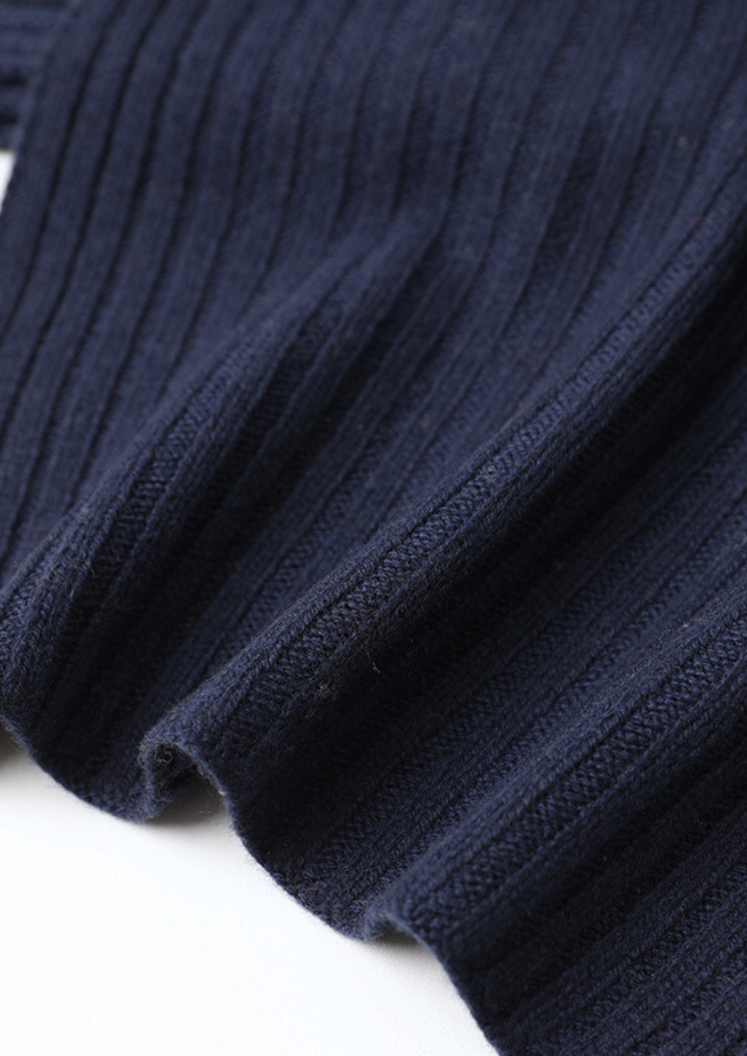 Essenciais de Inverno em Lã Merino Extrafina - Azul Marinho