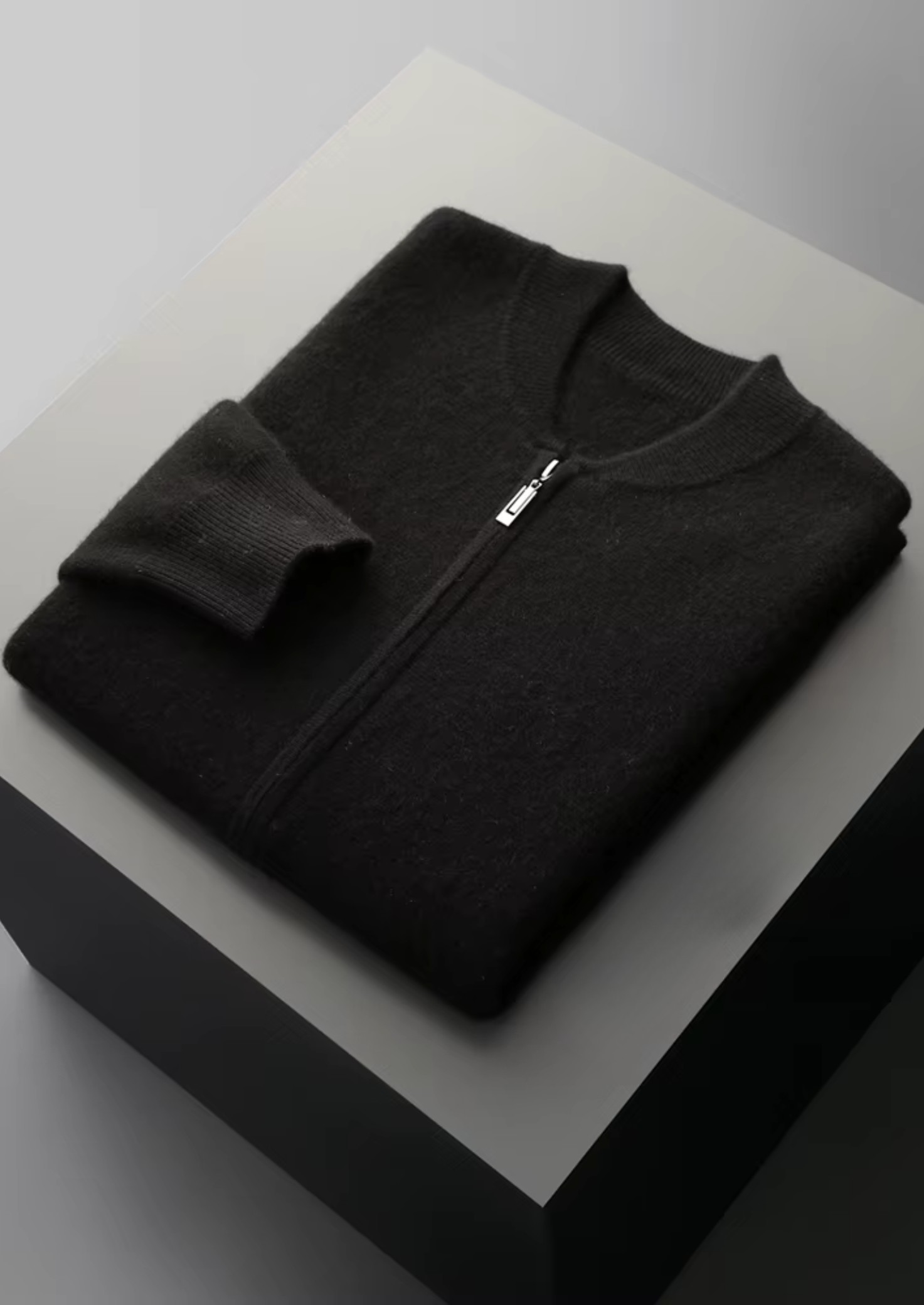 Cardigan Gola V em Lã Merino Extrafina