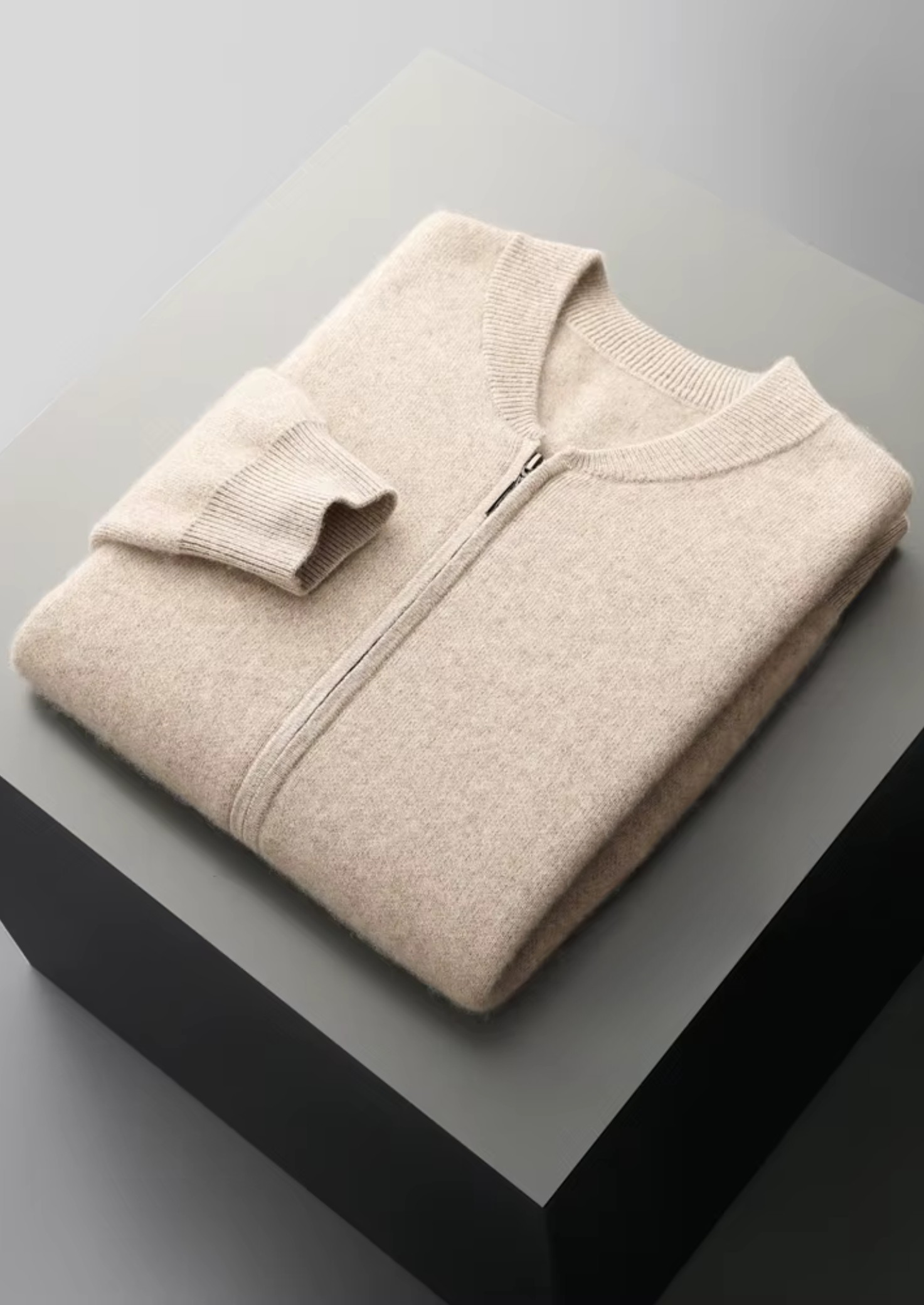 Cardigan Gola V em Lã Merino Extrafina