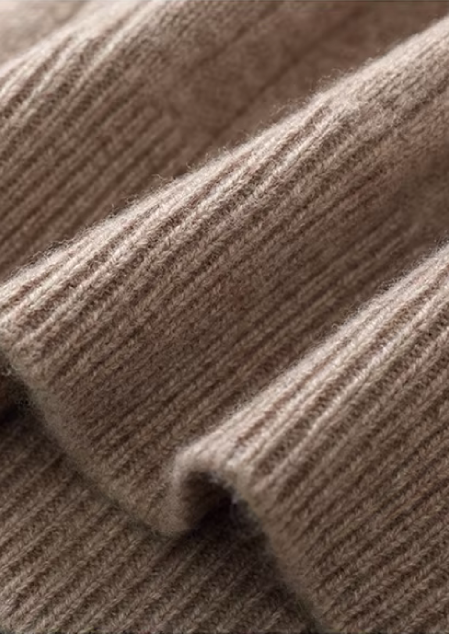 Mockneck Canelado em Lã Merino Extra-Fina Pura