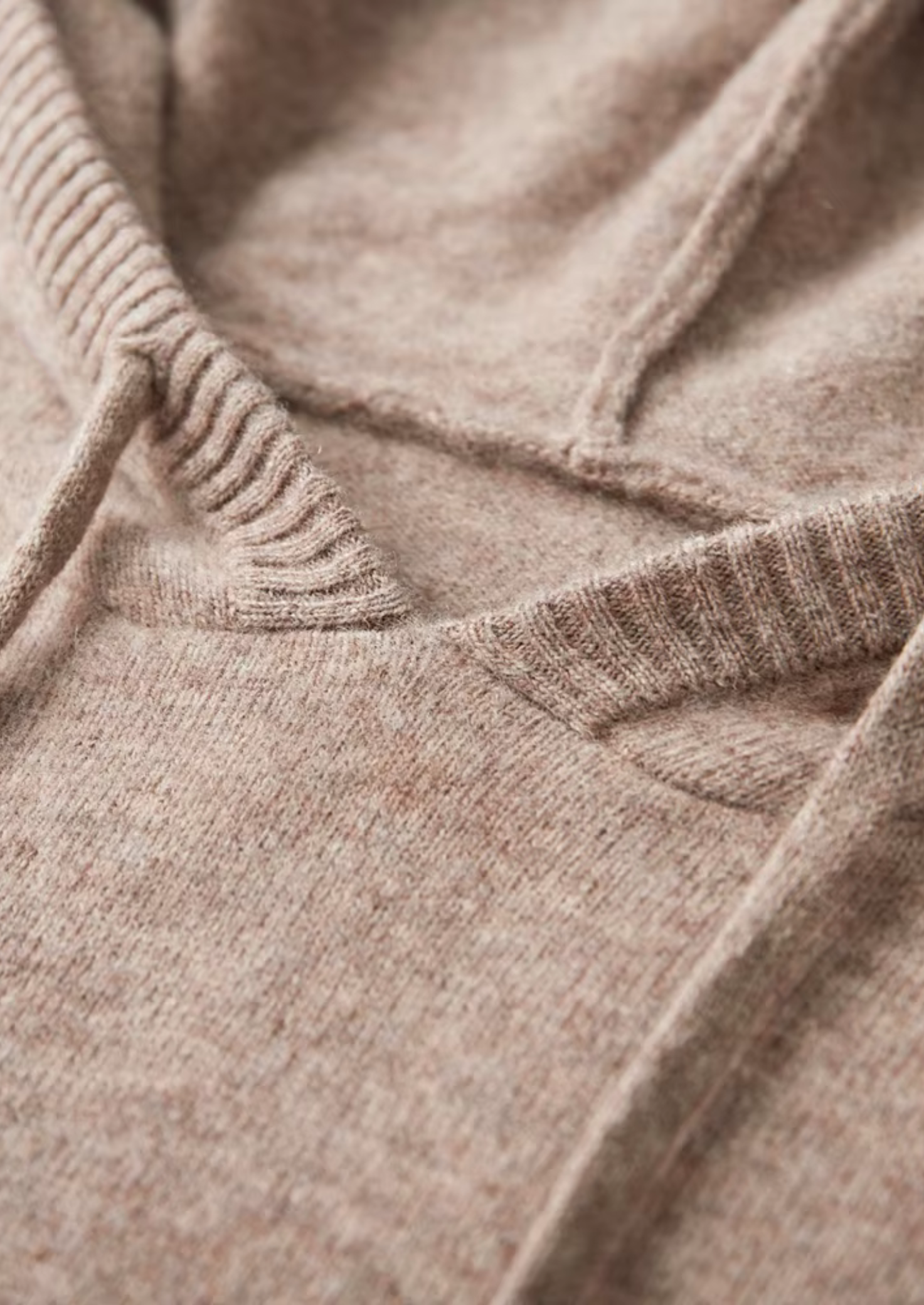 Conjunto Savro Bege em Lã Merino Extrafina Pura