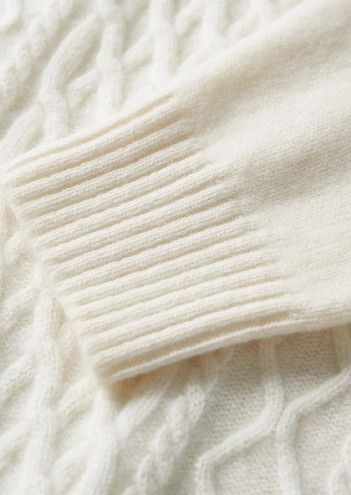 Gola Alta de Inverno em Lã Merino Extrafina Pura