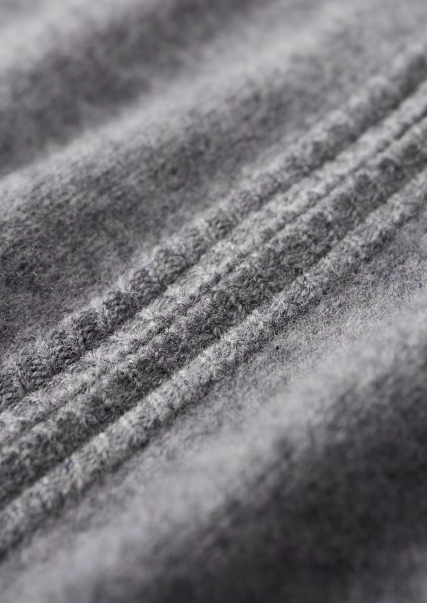 Conjunto Bicolor em Lã Merino Extrafina Pura