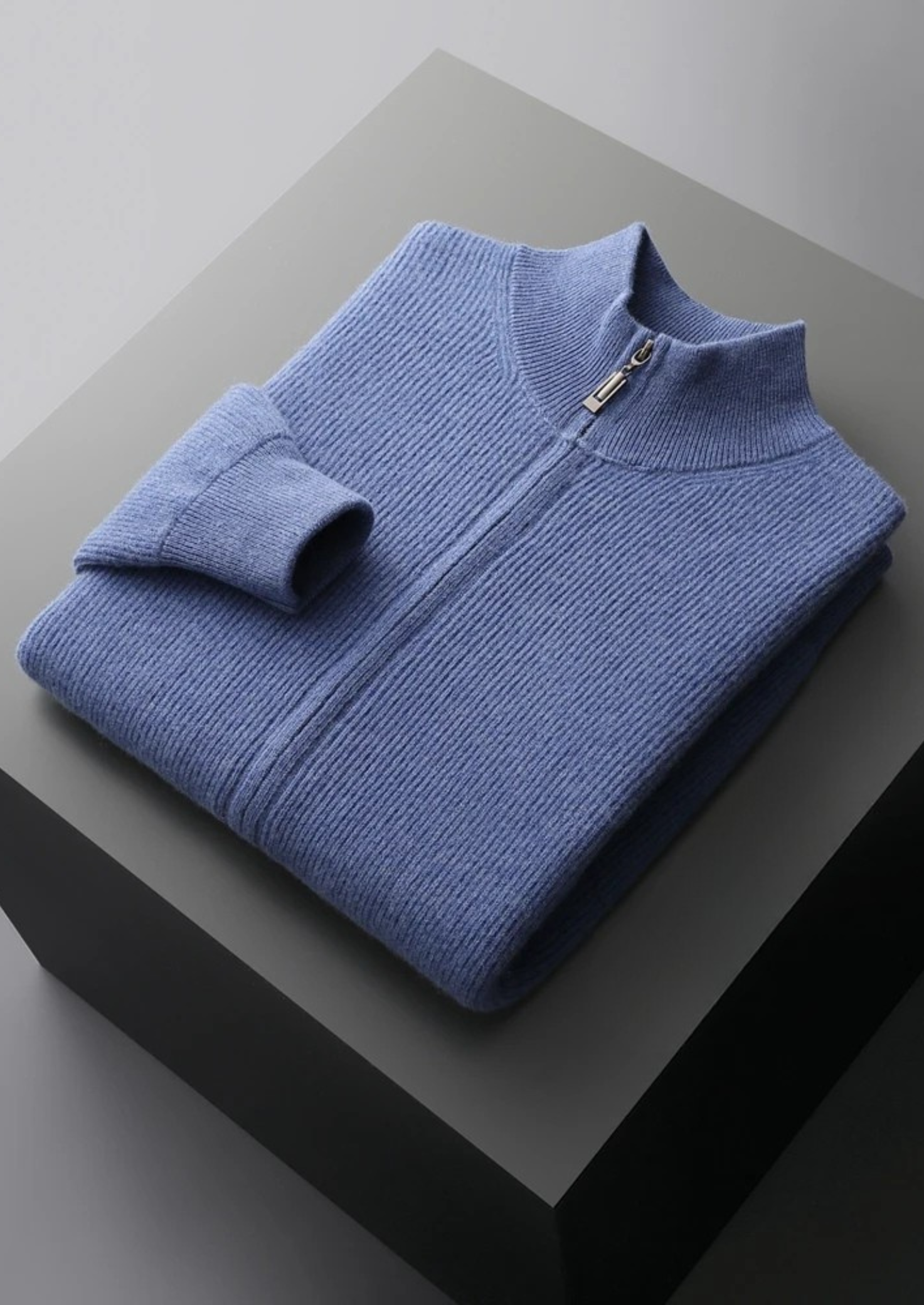 Cardigan com Zíper Canelado em Lã Merino Extrafina