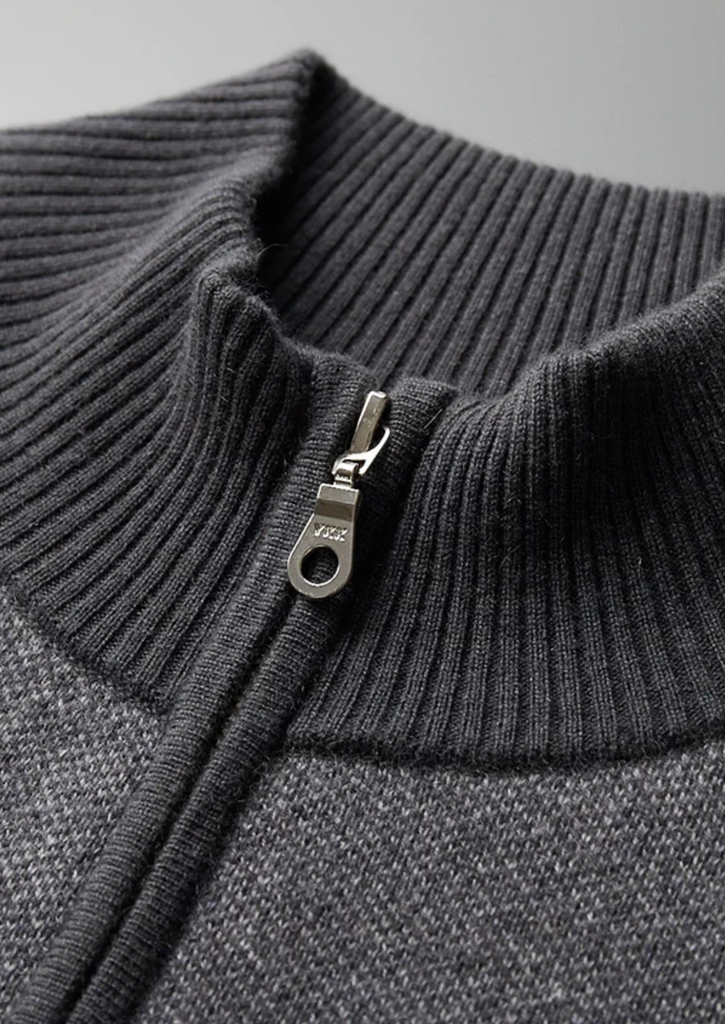 Cardigan com Zíper Jacquard em Caxemira Premium