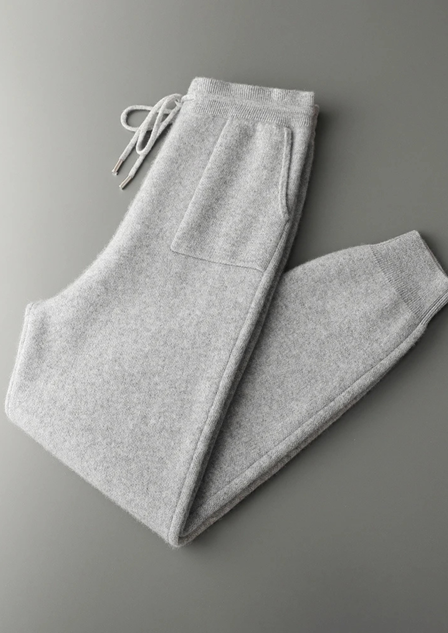 Conjunto Alain Leisure Cinza Claro em Cashmere Premium