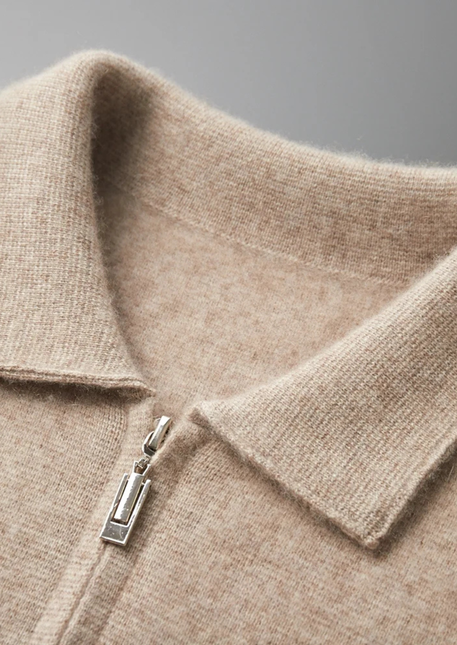 Cardigã Premium em Cashmere com Zíper