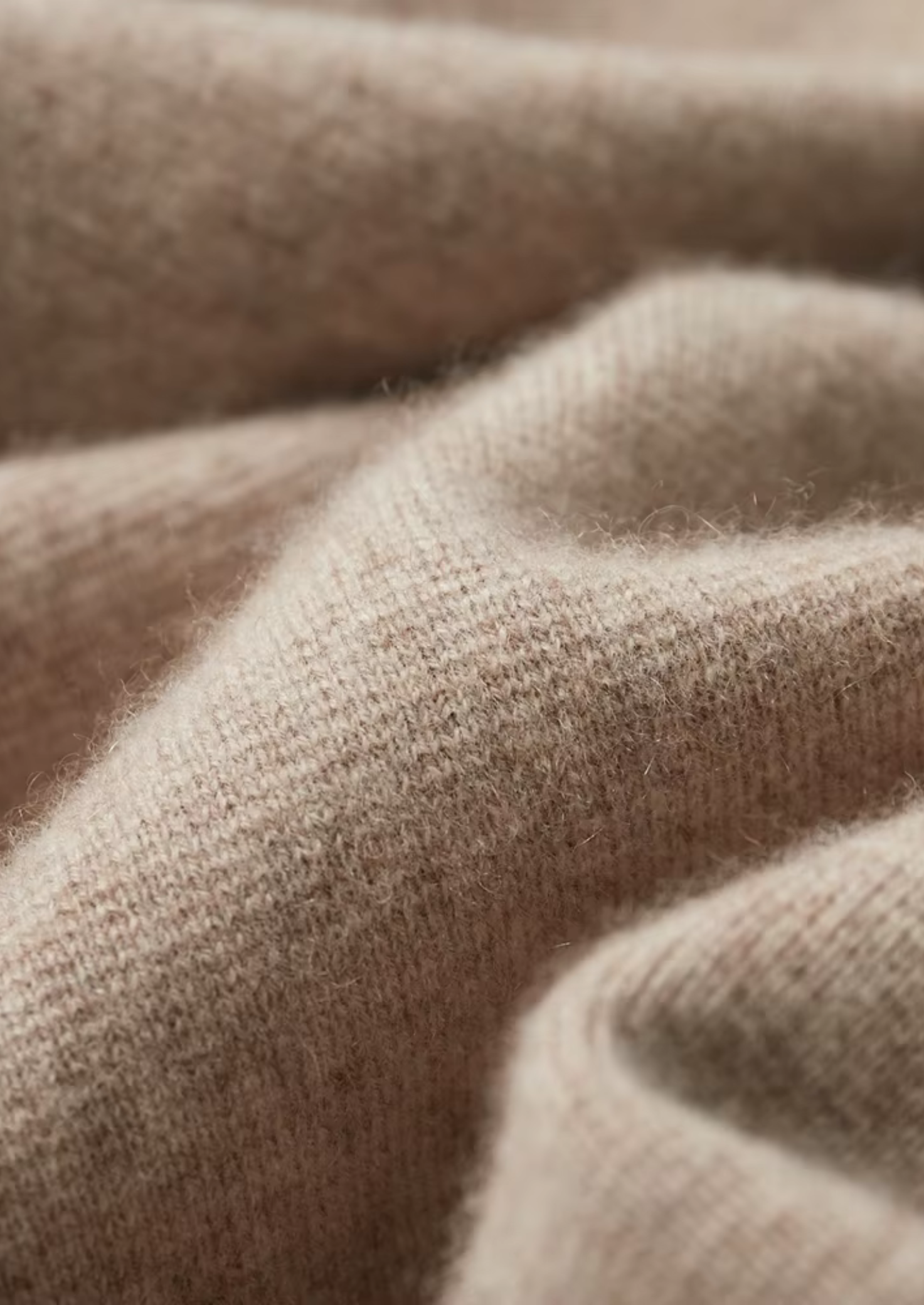 Cardigan Polo com Zíper em Lã Merino Extrafina Pura