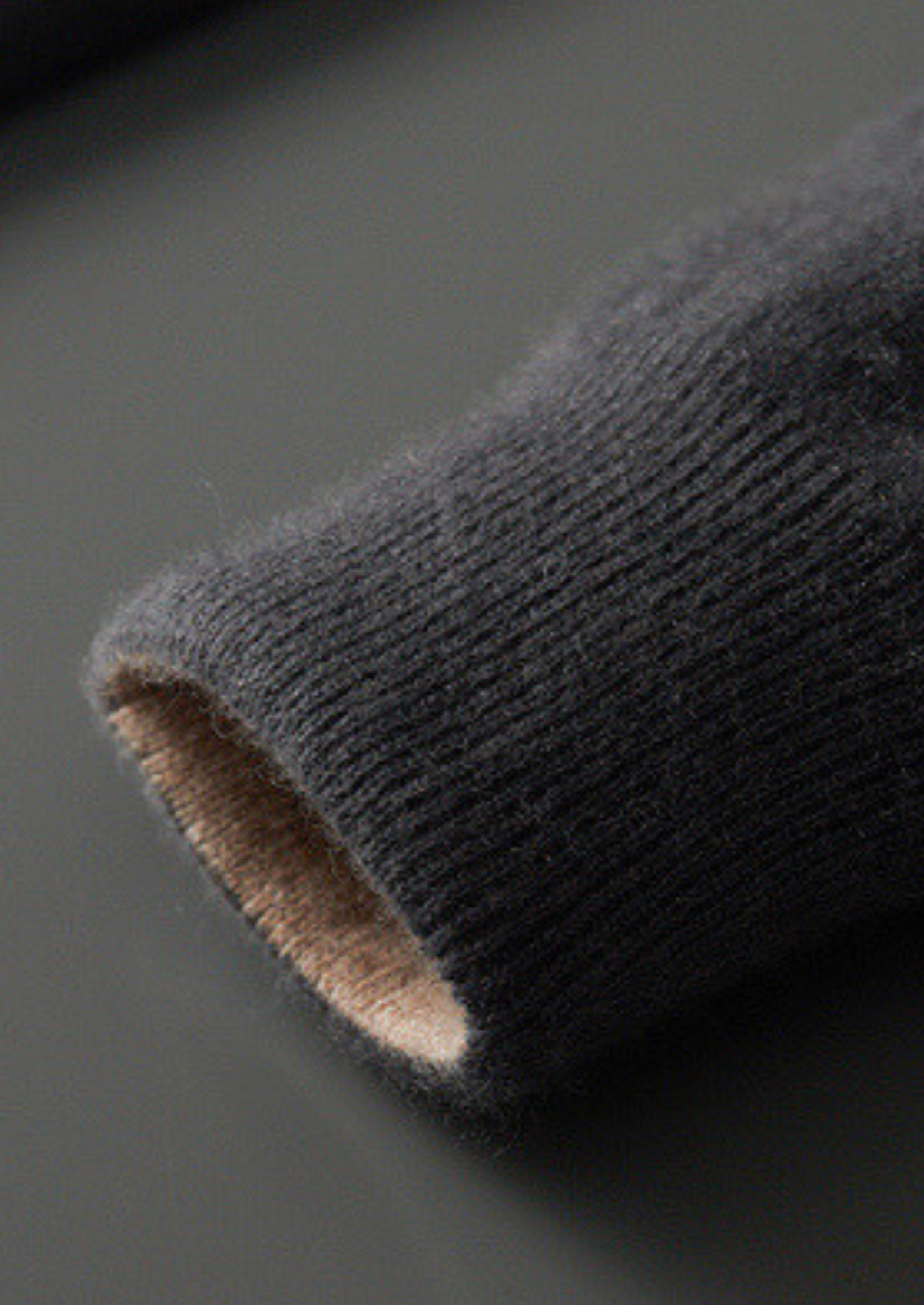 CARDIGAN DUPLO ZÍPER EM CASHMERE PURO CINZA ESCURO