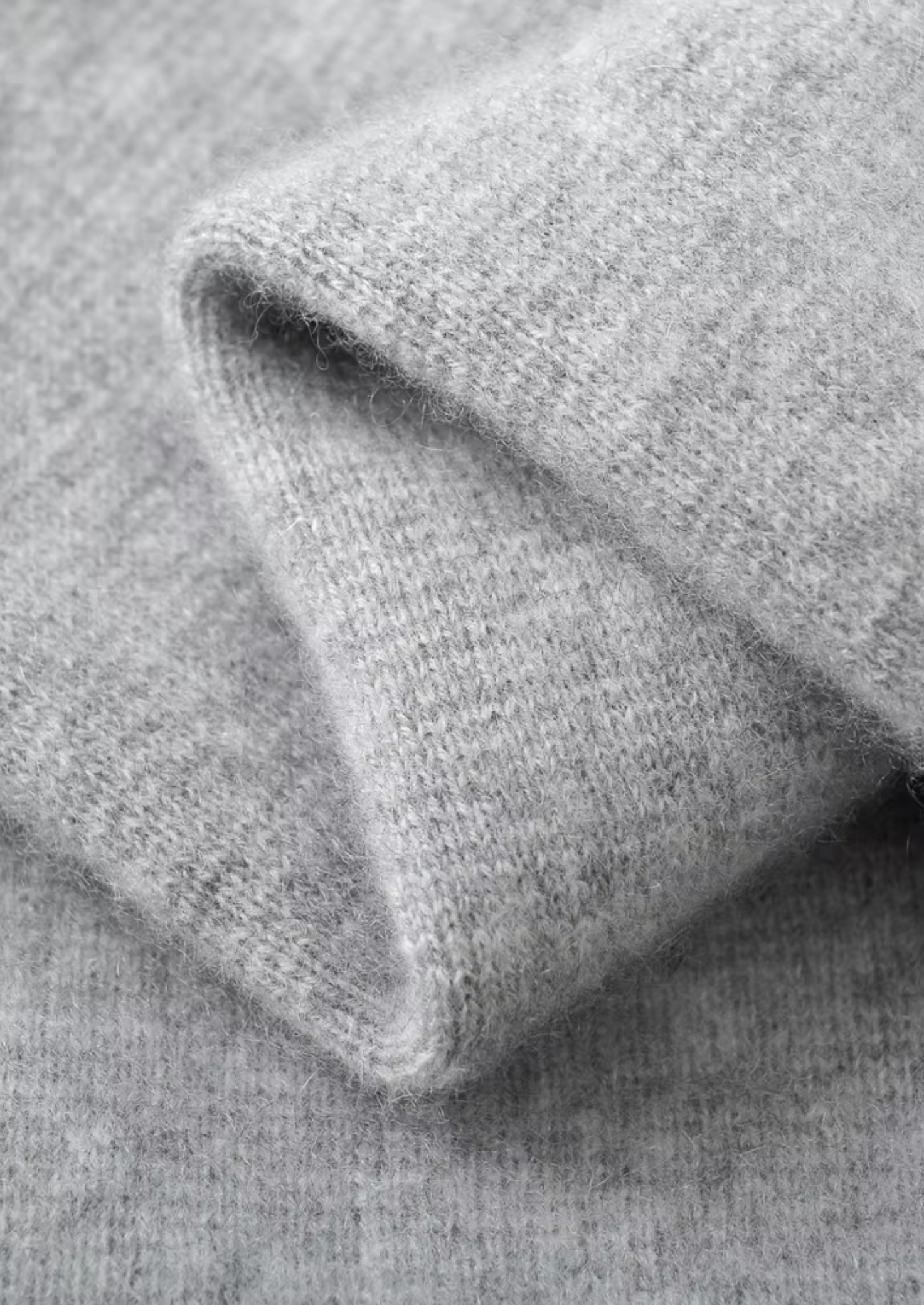 Moletom com Zíper em Lã Merino Extrafina Pura