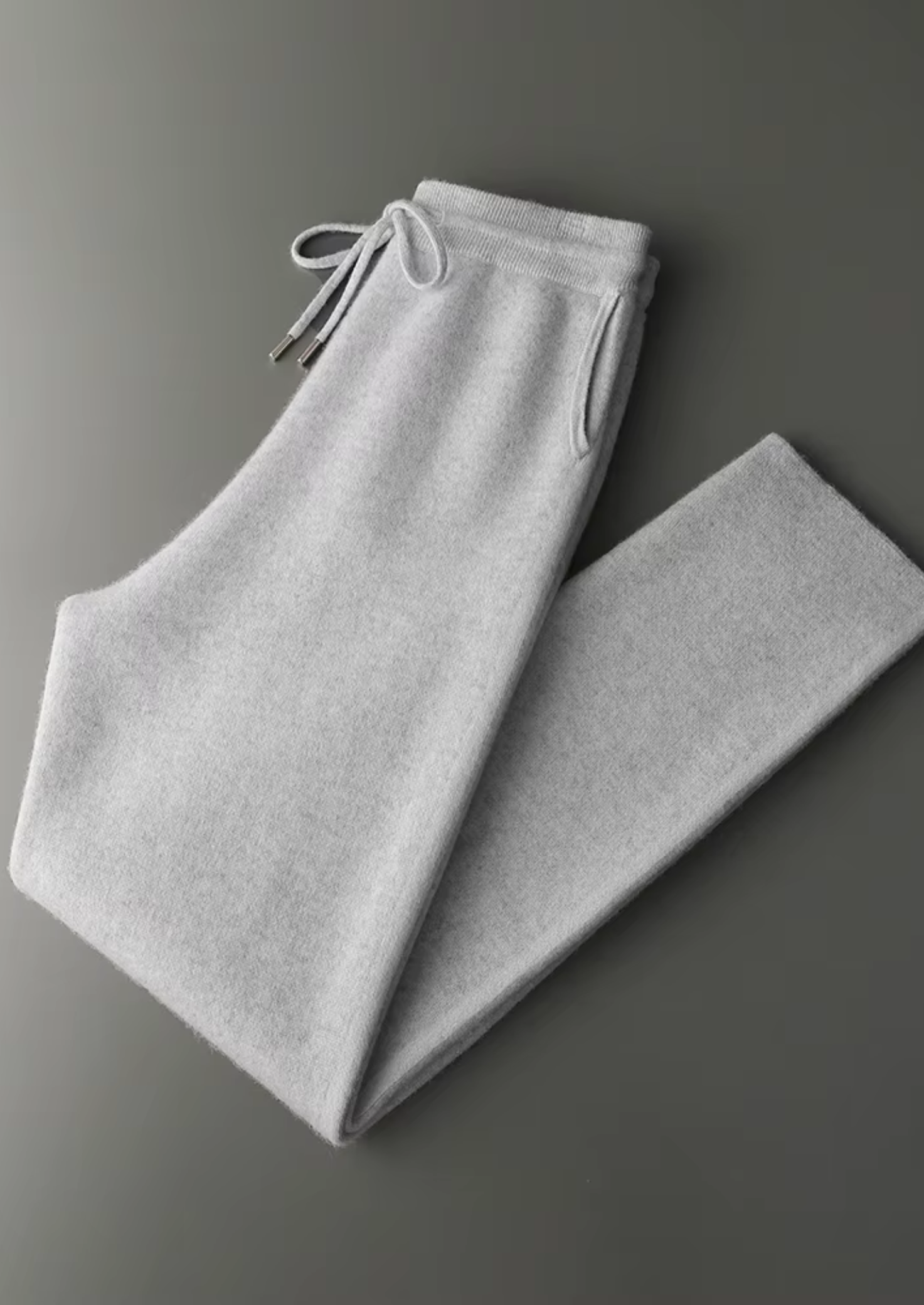 CONJUNTO MILANO DE LAZER EM CASHMERE PREMIUM CINZA CLARO