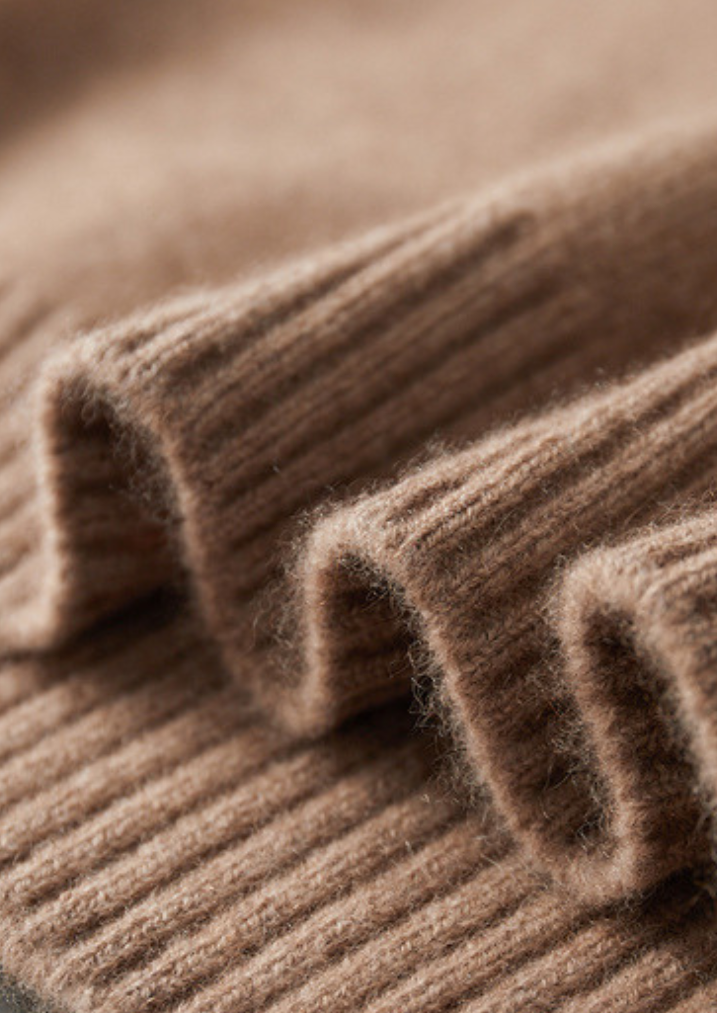 Suéter Gola Careca Essencial Puro Cashmere Bege