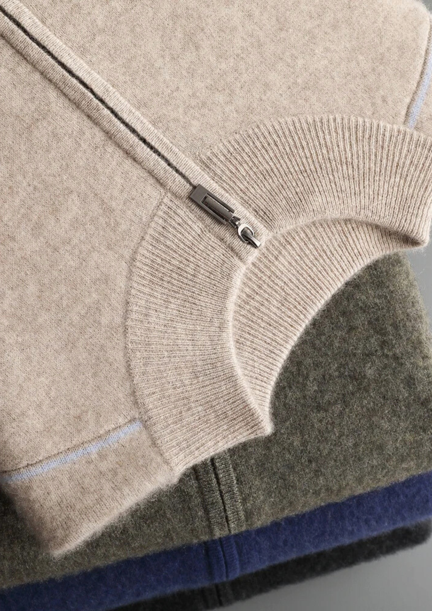 Cardigã Premium em Cashmere Bicolor com Zíper