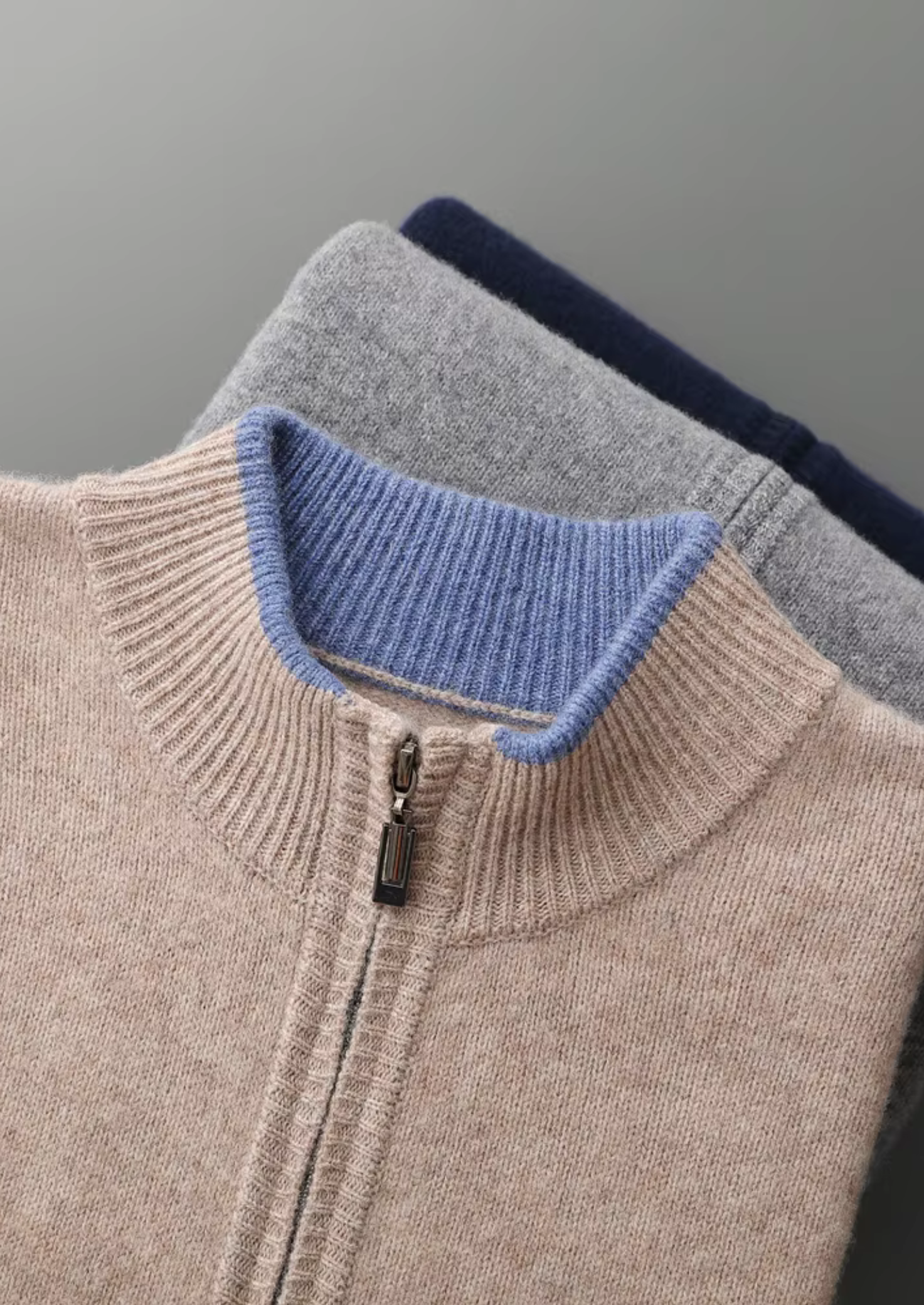 Cardigan Bicolor com Zíper em Lã Merino Extrafina Pura