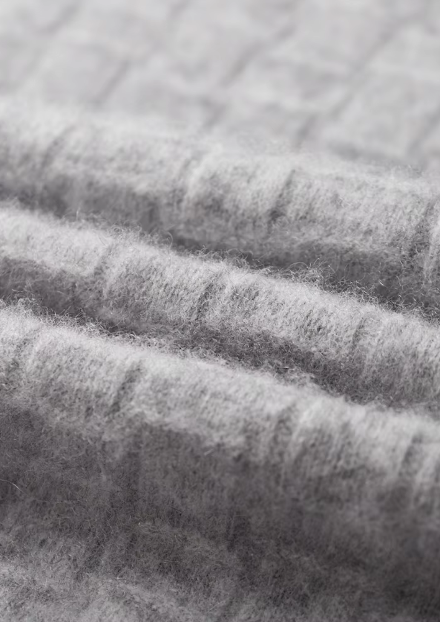 Suéter Gola Alta Texturizado em Lã Merino Extrafina