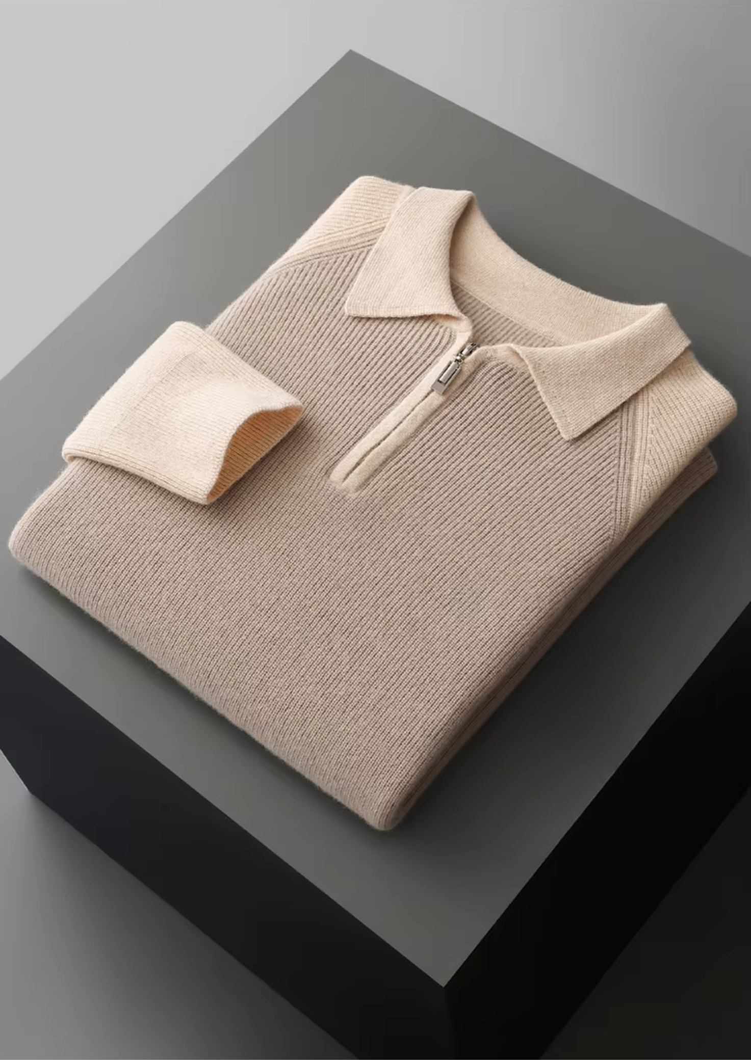 Polo Suéter Bicolor com Zíper em Lã Merino Extrafina Pura