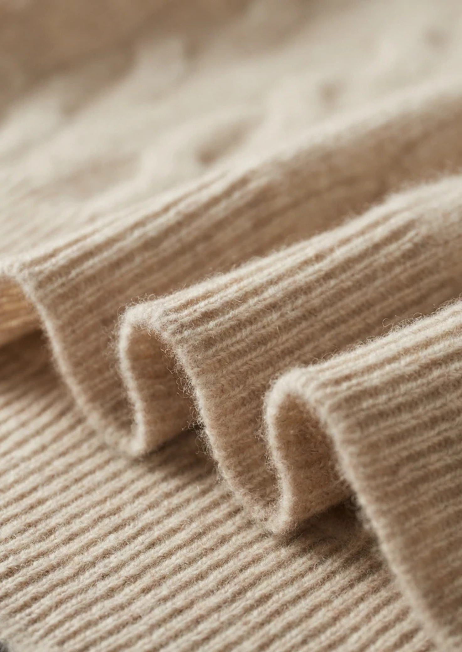 Suéter Meio Zíper em Tricô Trançado de Lã Merino Extrafina Pura