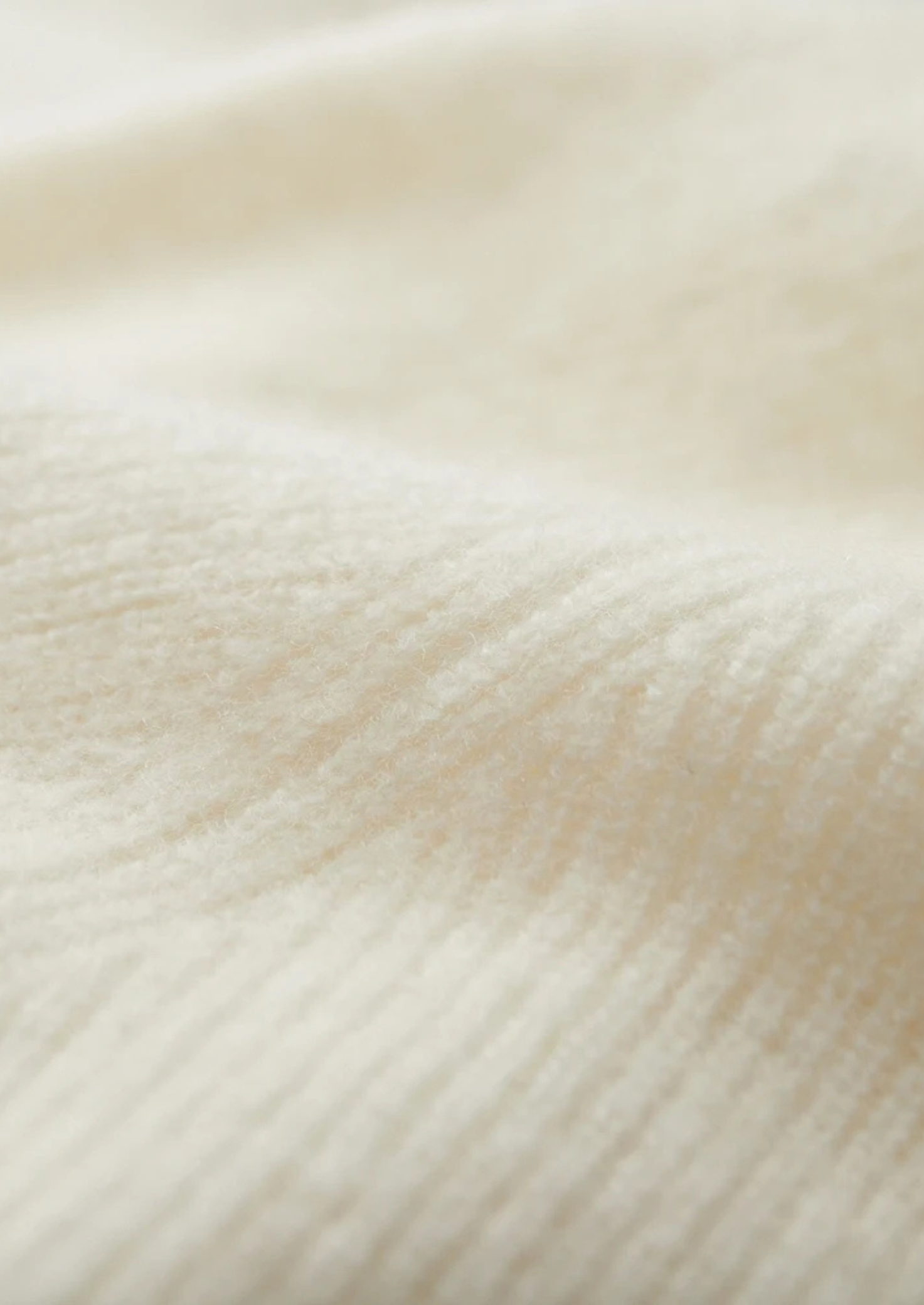 Suéter Premium em Cashmere Canelado com Meio Zíper