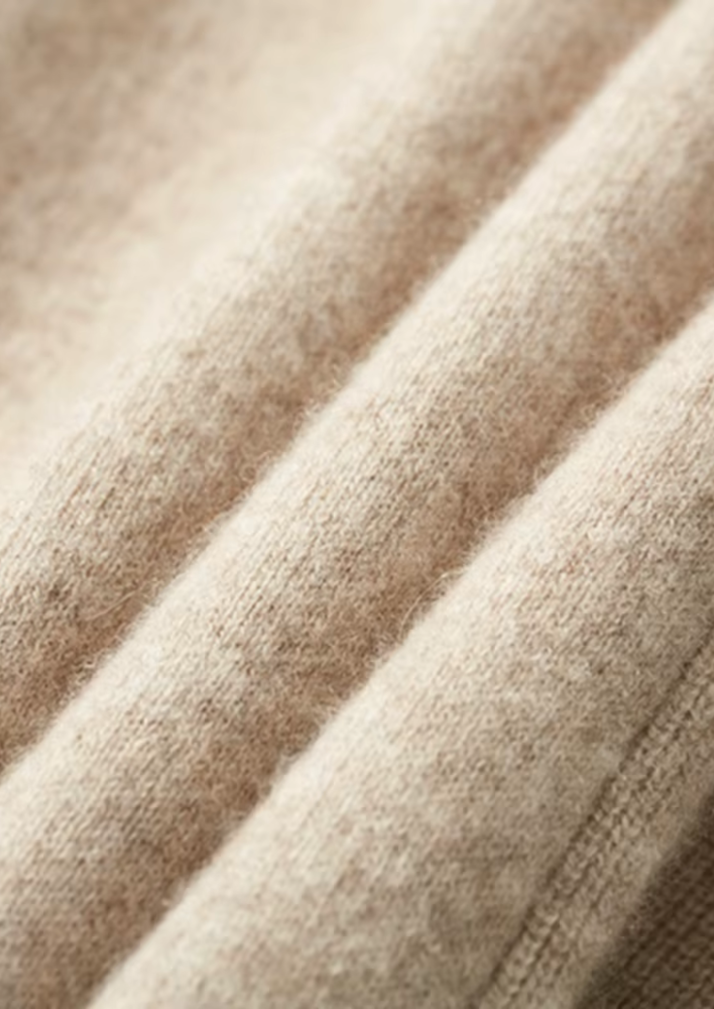 Conjunto Kilian Leisure Areia em Cashmere Premium