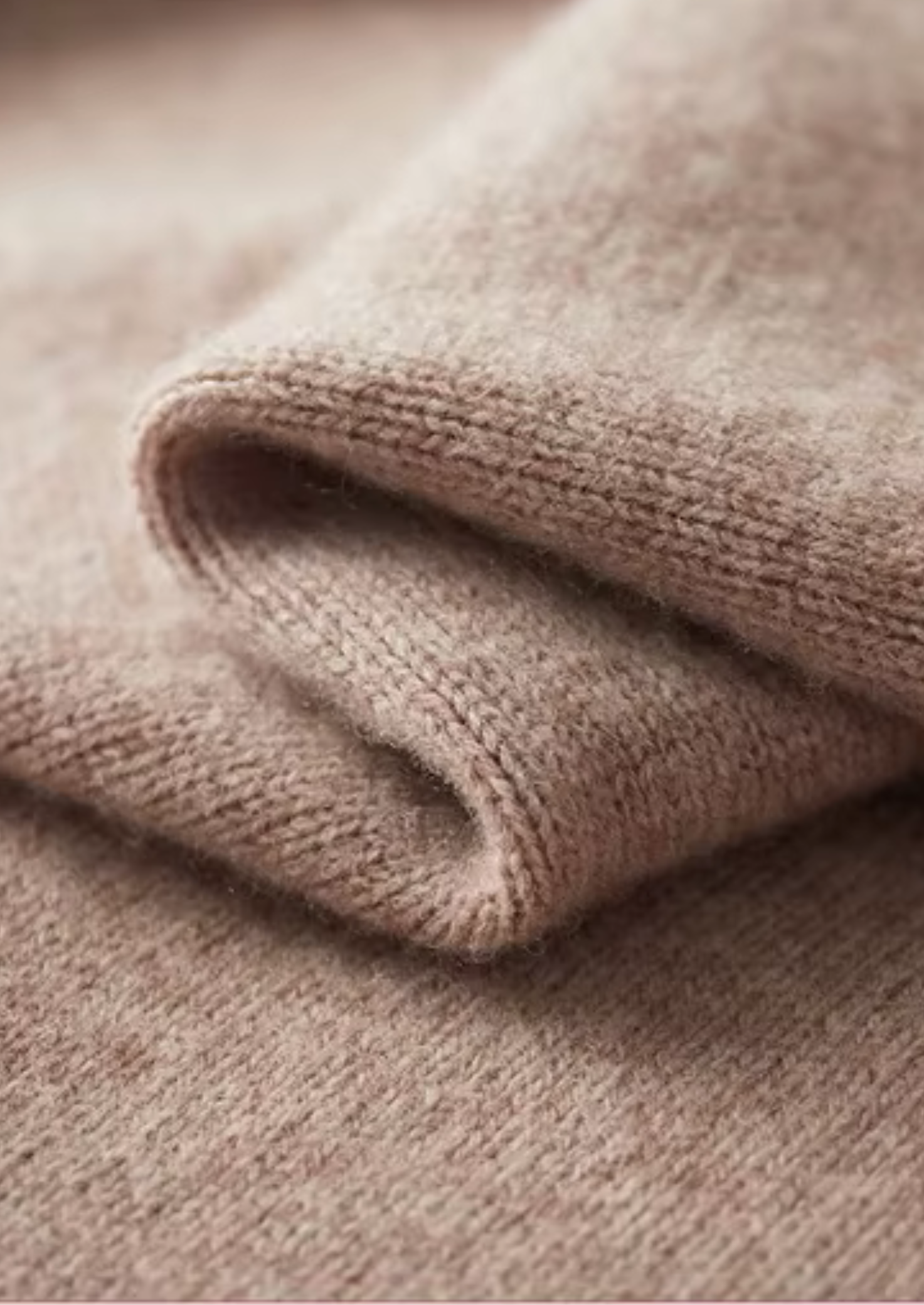 Cardigan com Botões em Lã Merino Extrafina