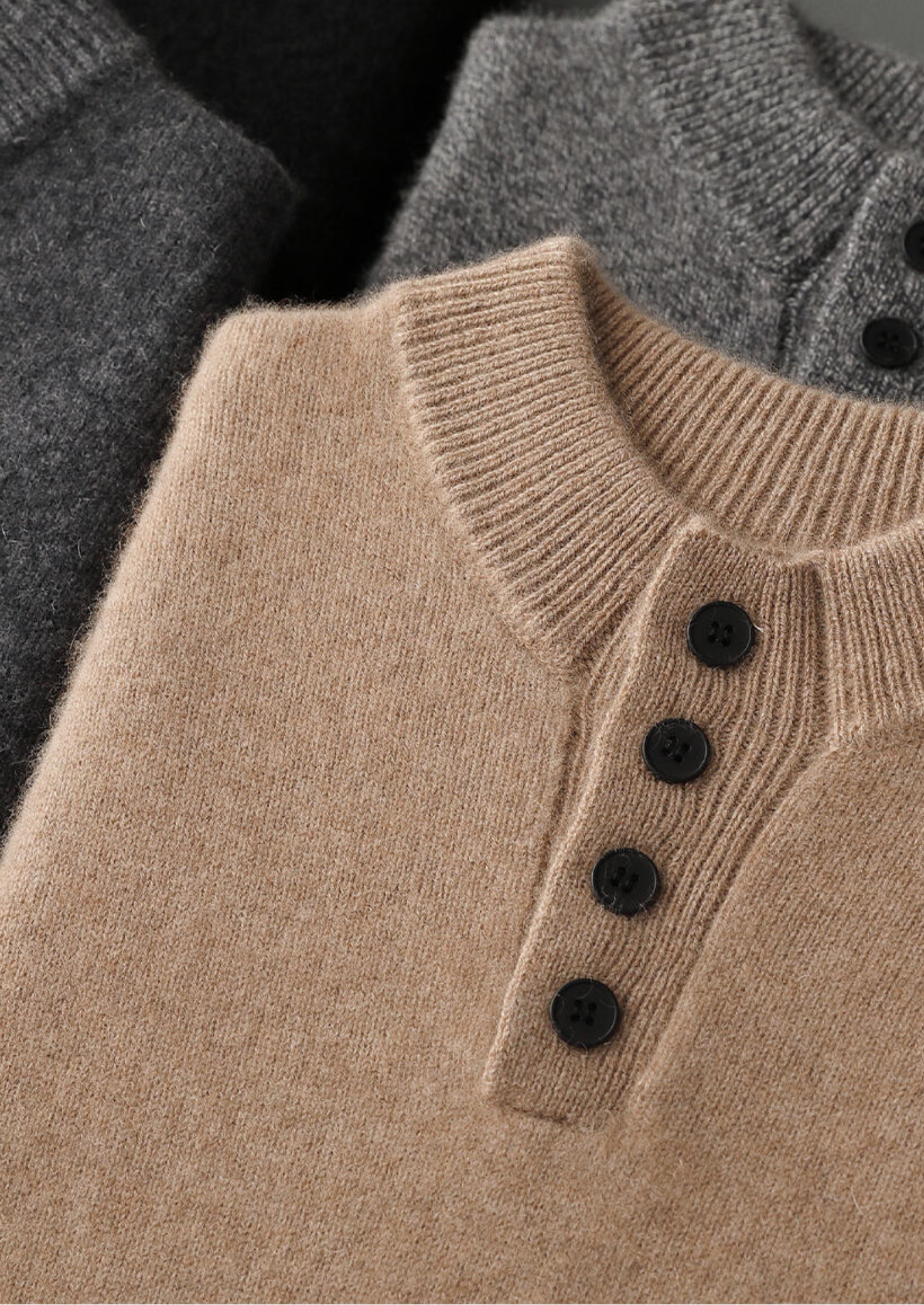 SUÉTER COM BOTÕES EM CASHMERE PURO BEGE