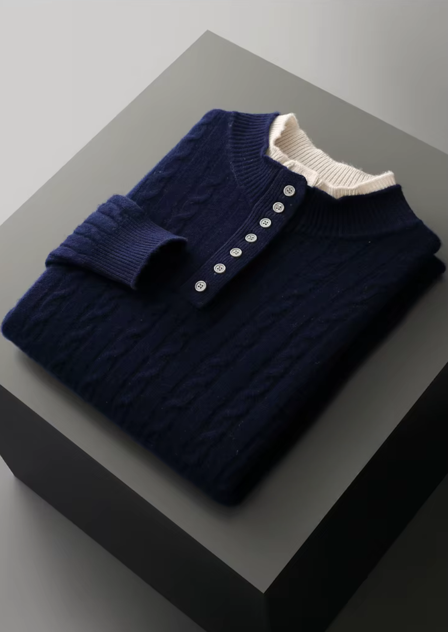 Suéter Henley Trançado em Lã Merino Extrafina