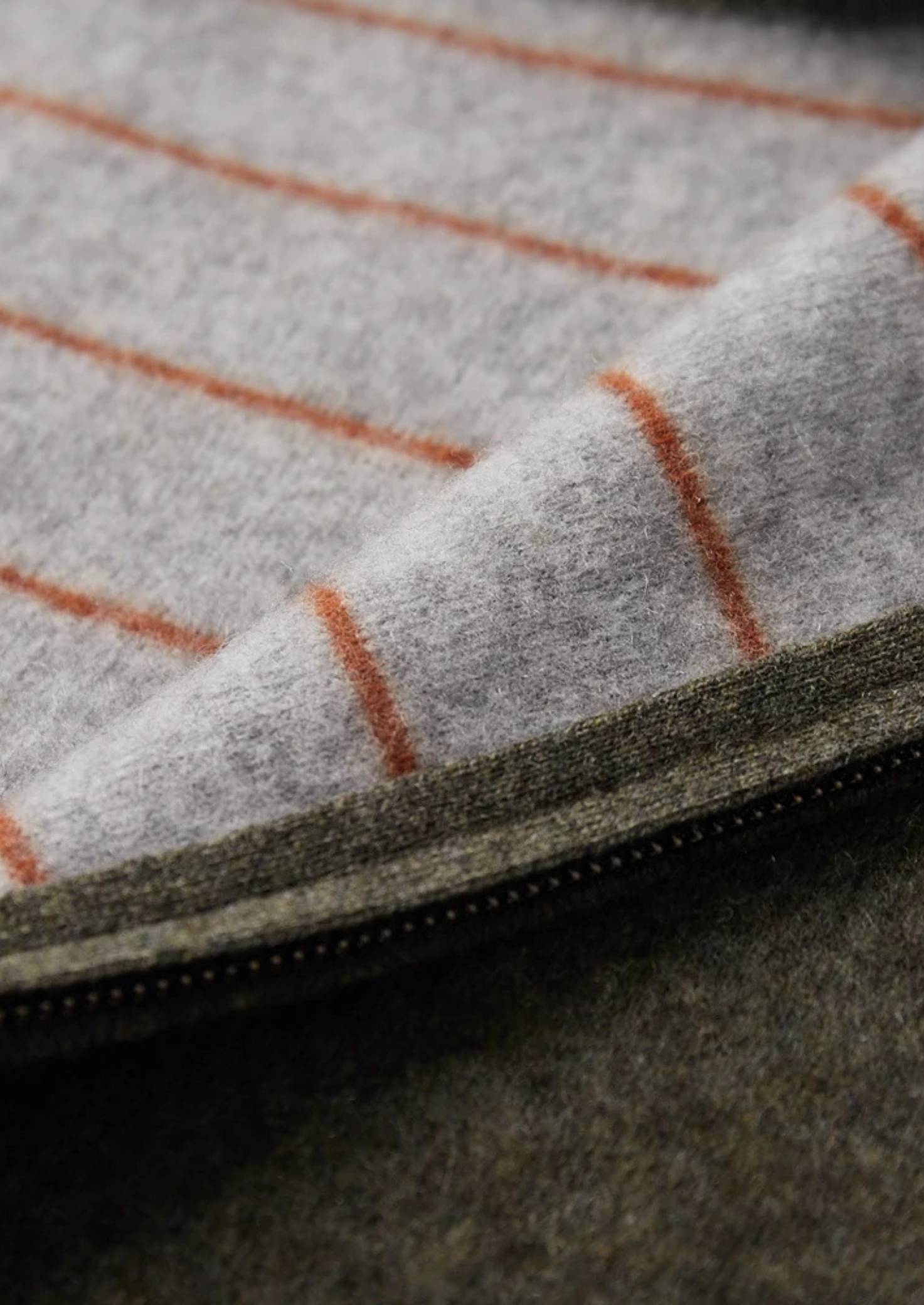 Cardigã Premium em Cashmere Bicolor com Zíper
