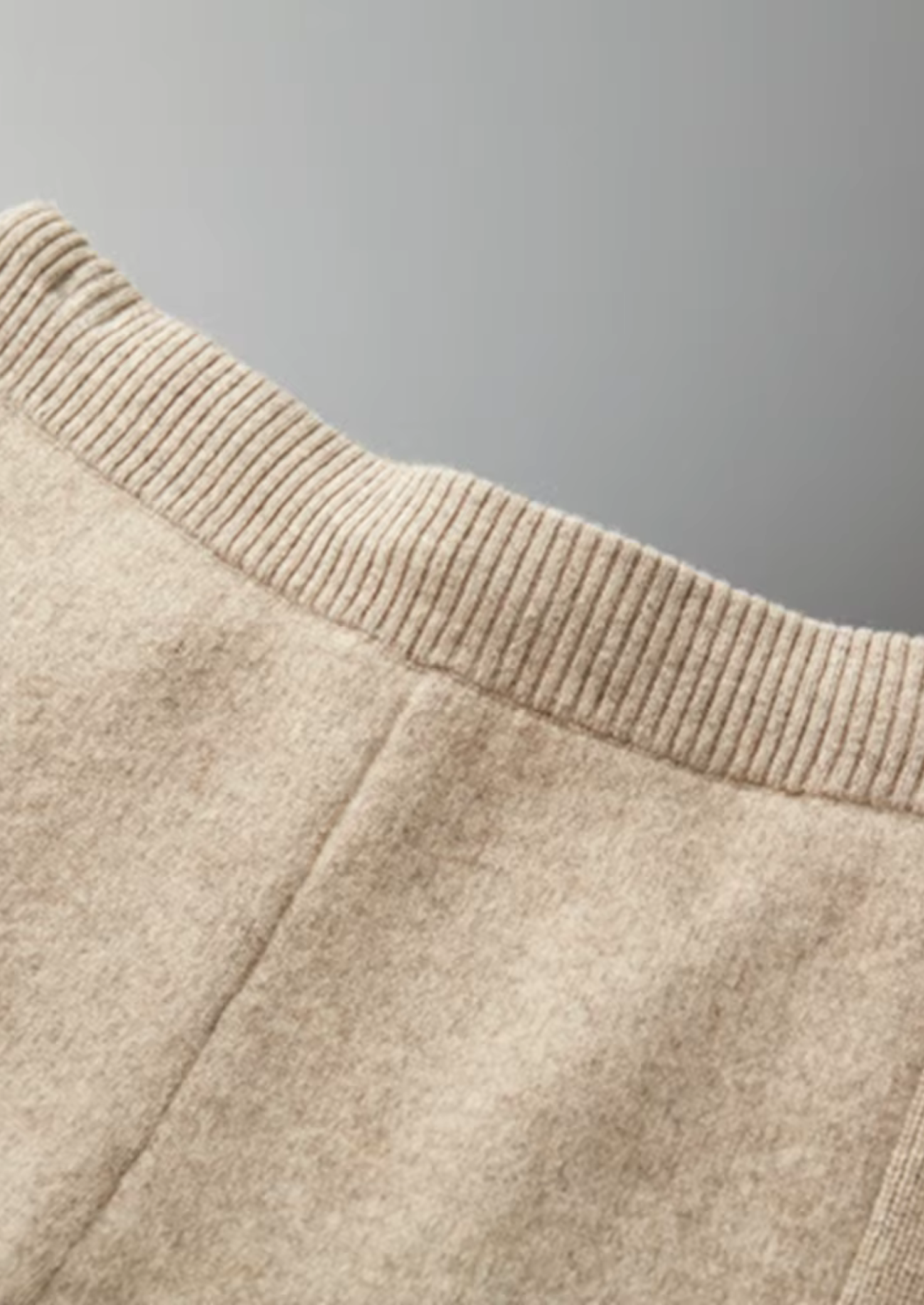 Conjunto Kilian Leisure Areia em Cashmere Premium