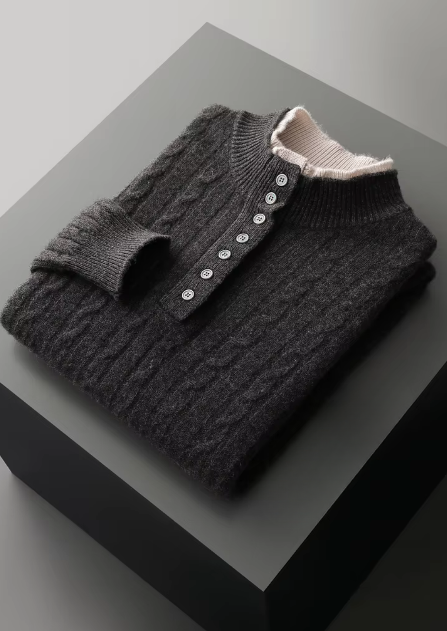 Suéter Henley Trançado em Lã Merino Extrafina